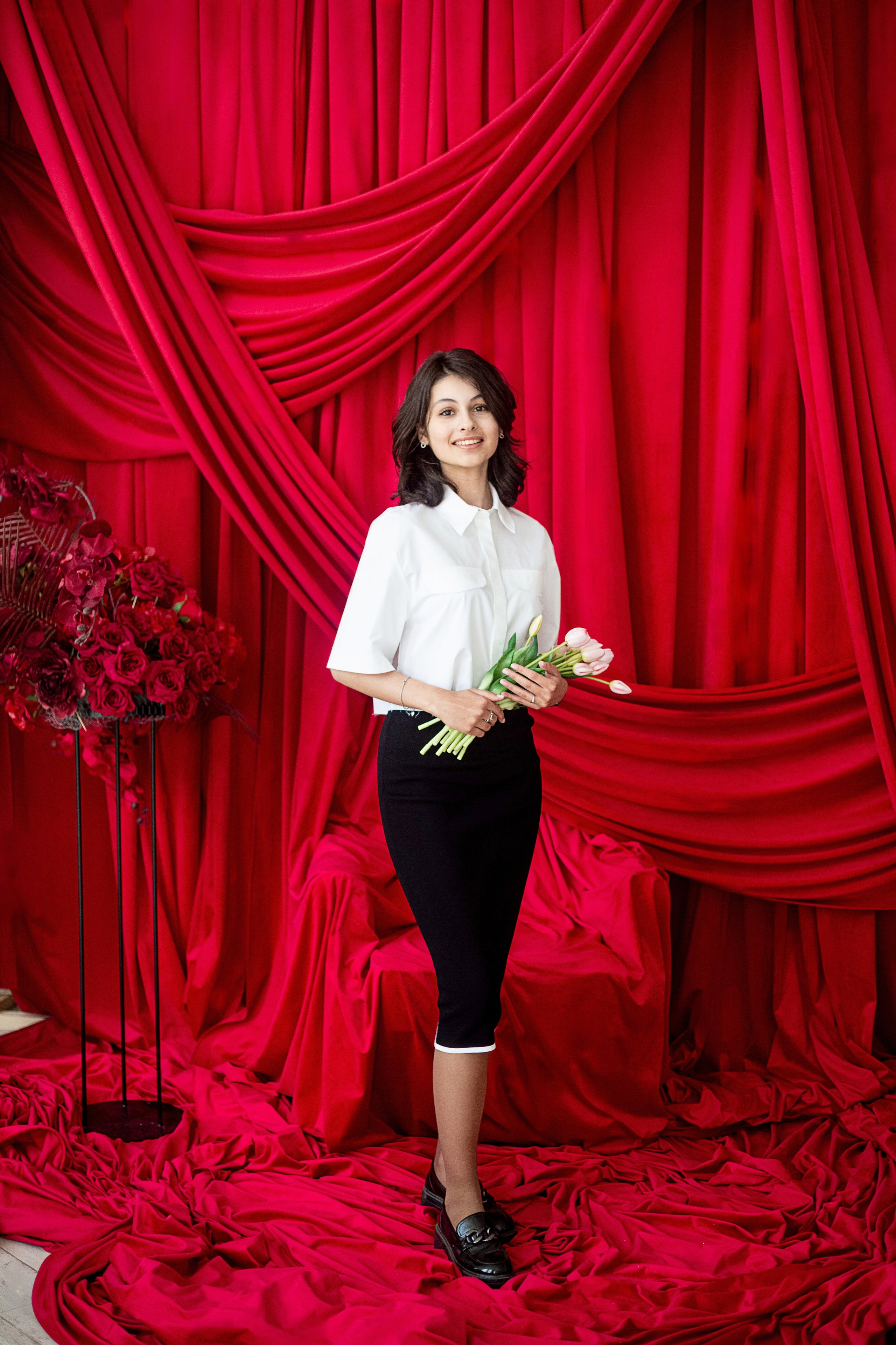 JBSTUDIO зал светлый. Выпускные альбомы Воронеж от Веры Соколовой