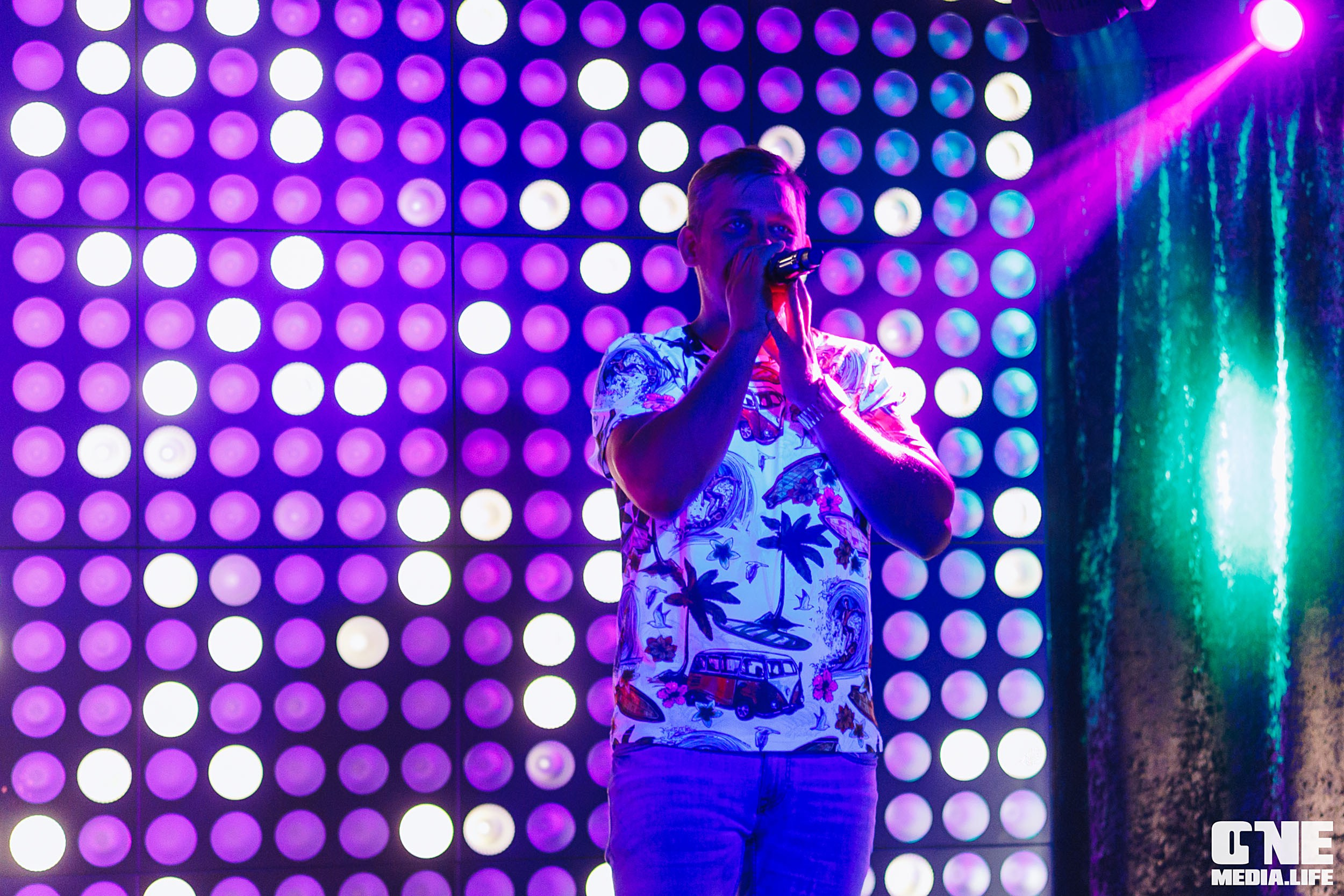 Фоторепортаж в караоке-клубе Эйфория. One Media Life: фоторепортажи, фотоотчеты с мероприятий и заведений