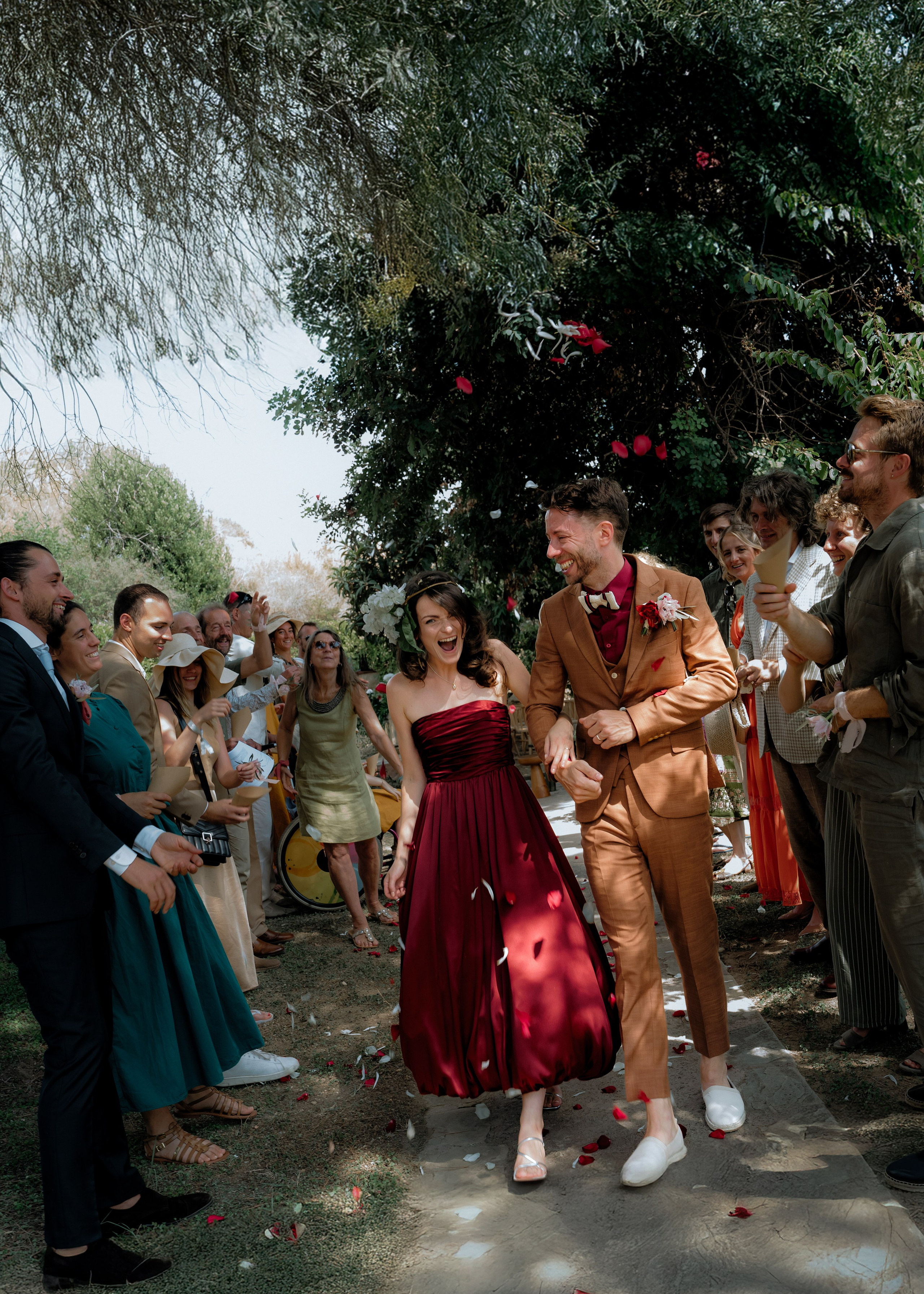 Where tulips meet birch trees. Wedding & Documentary Photographer based in Nuremberg — available across Europe & Turkey | Vitalii Nasonov