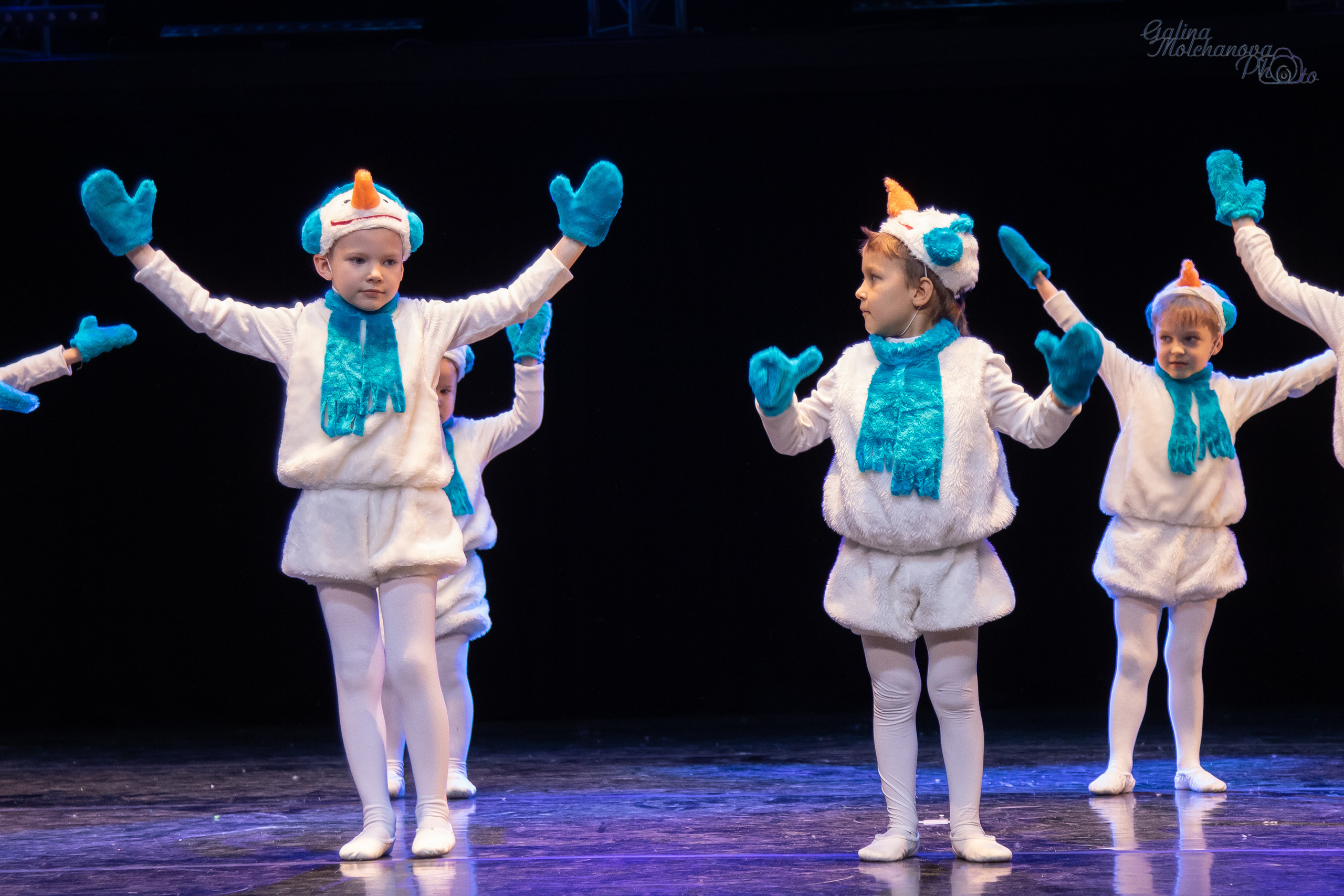 Новогодний концерт танцевального коллектива. Балетный фотограф в Москве Галина Молчанова