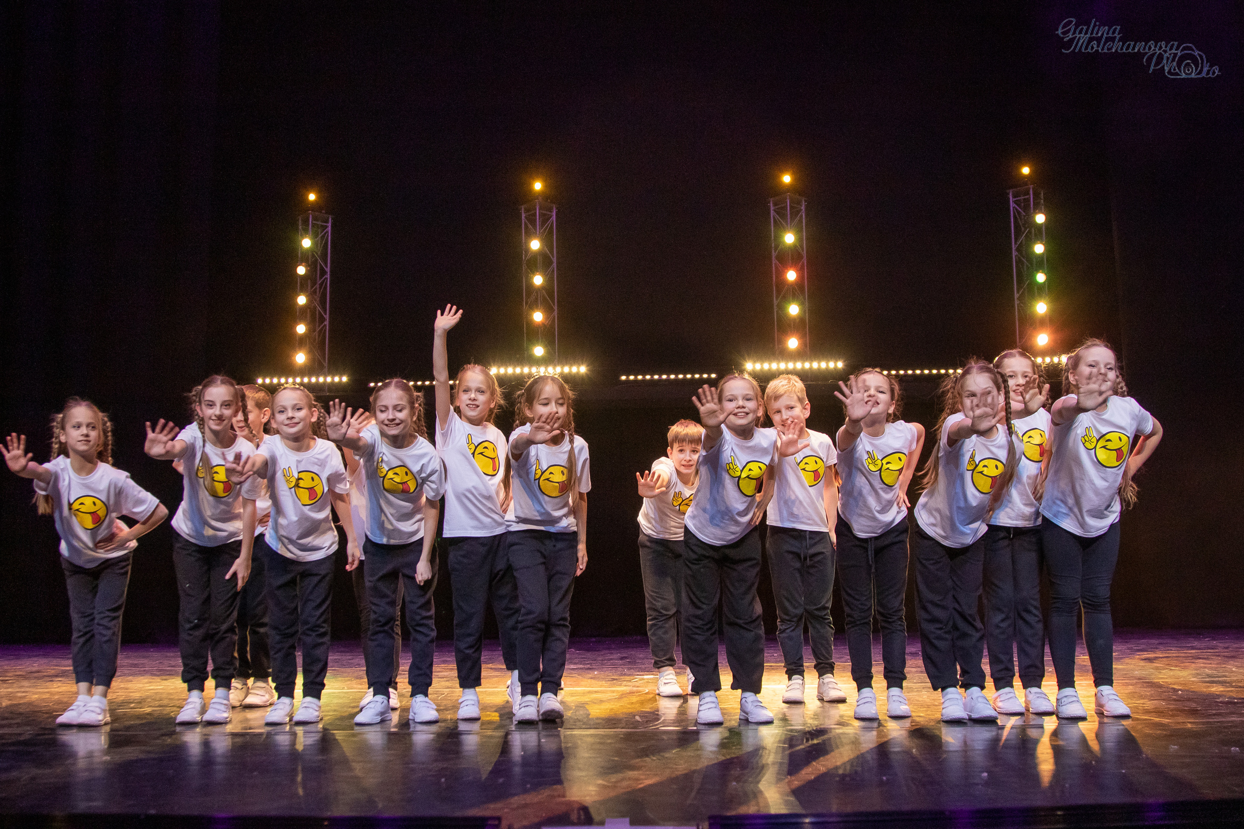 Новогодний концерт танцевального коллектива. Балетный фотограф в Москве Галина Молчанова