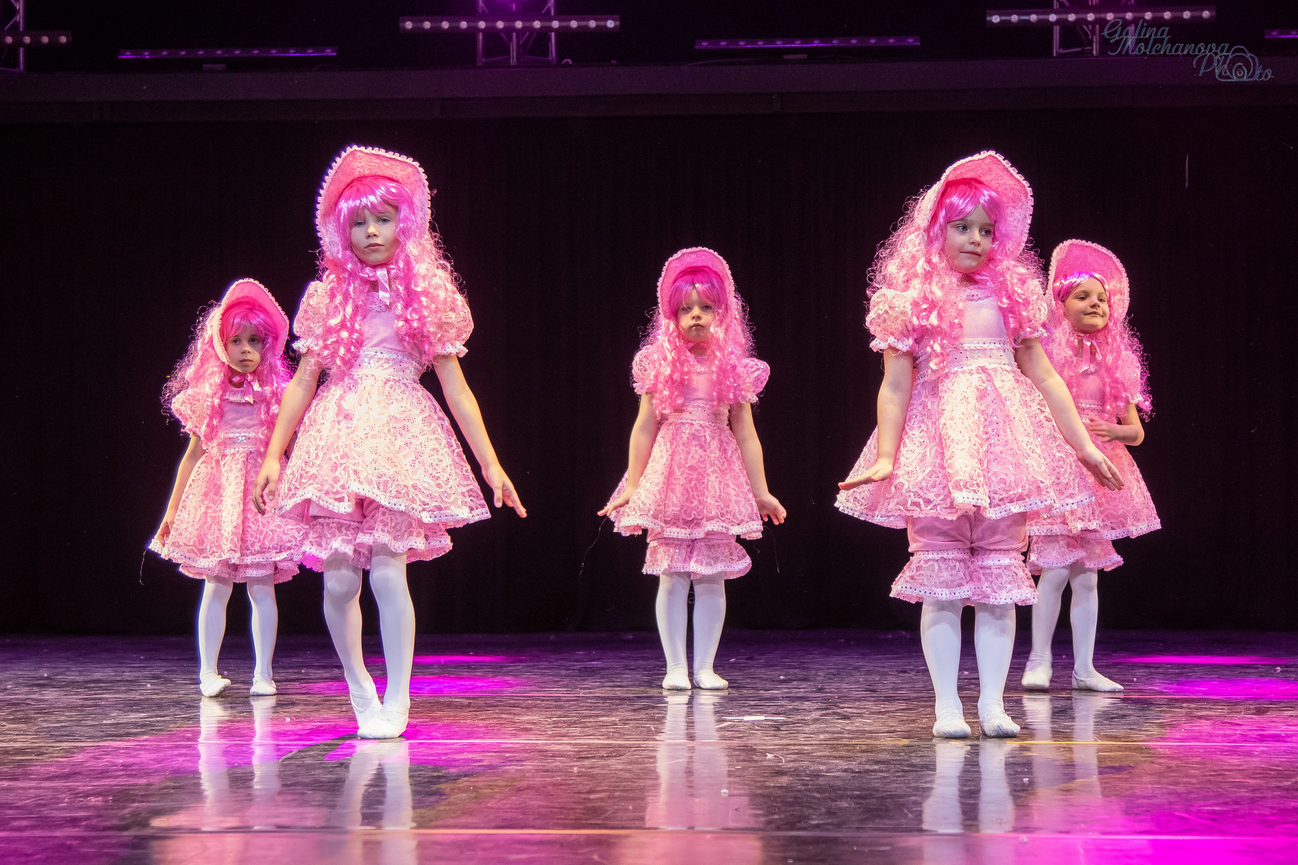Новогодний концерт танцевального коллектива. Балетный фотограф в Москве Галина Молчанова