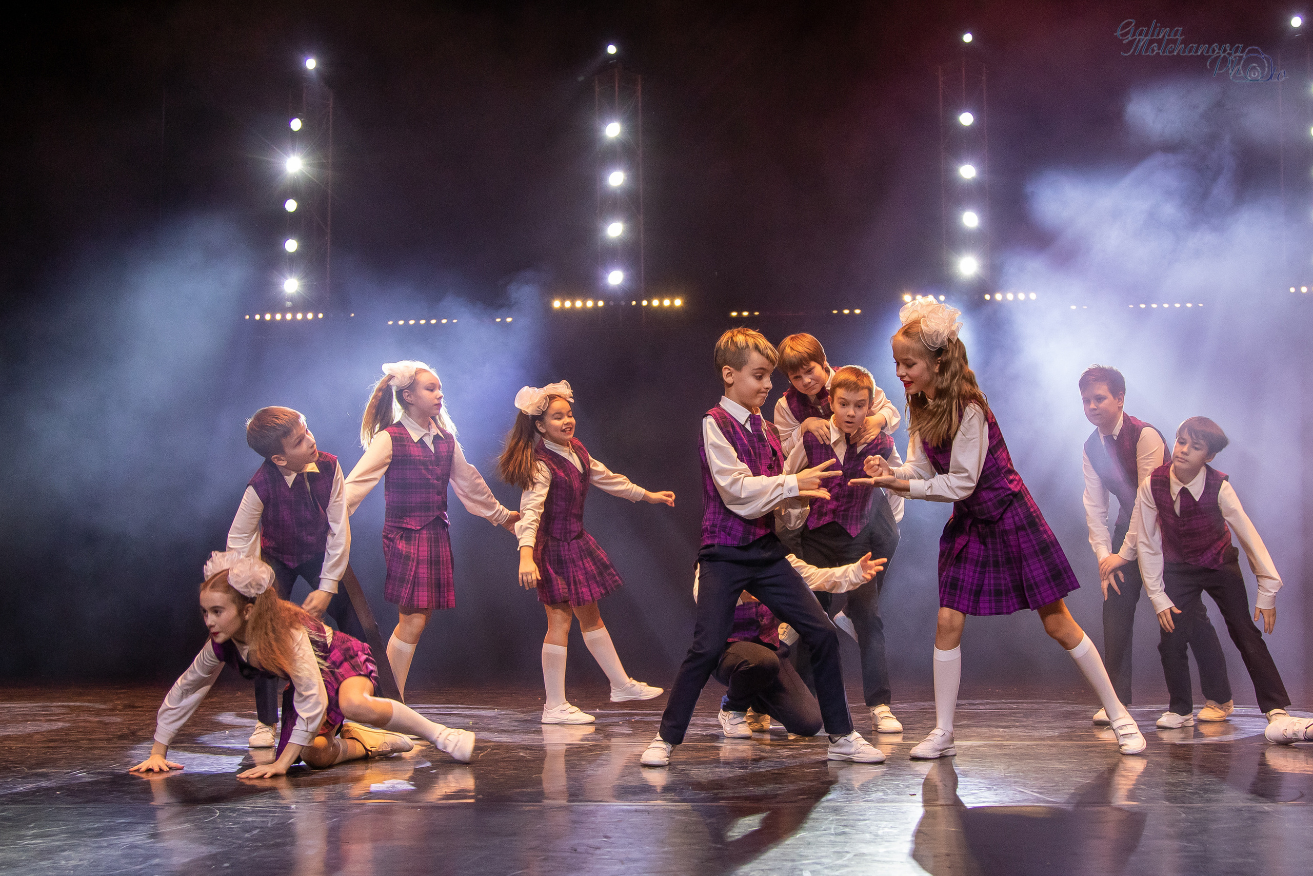 Новогодний концерт танцевального коллектива. Балетный фотограф в Москве Галина Молчанова