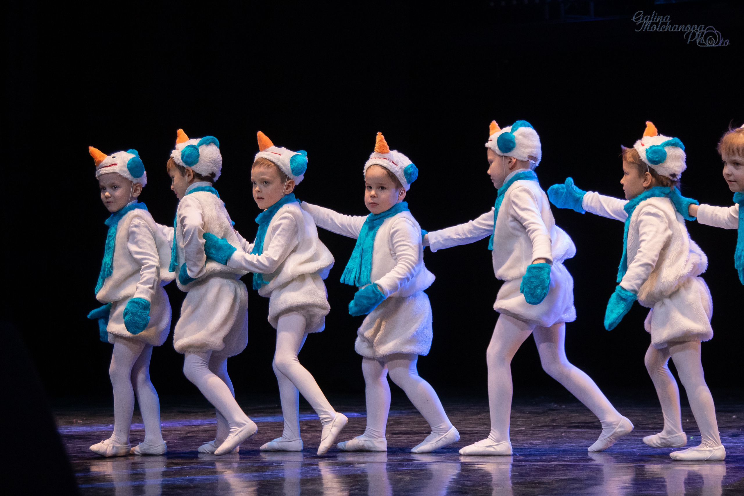 Новогодний концерт танцевального коллектива. Балетный фотограф в Москве Галина Молчанова