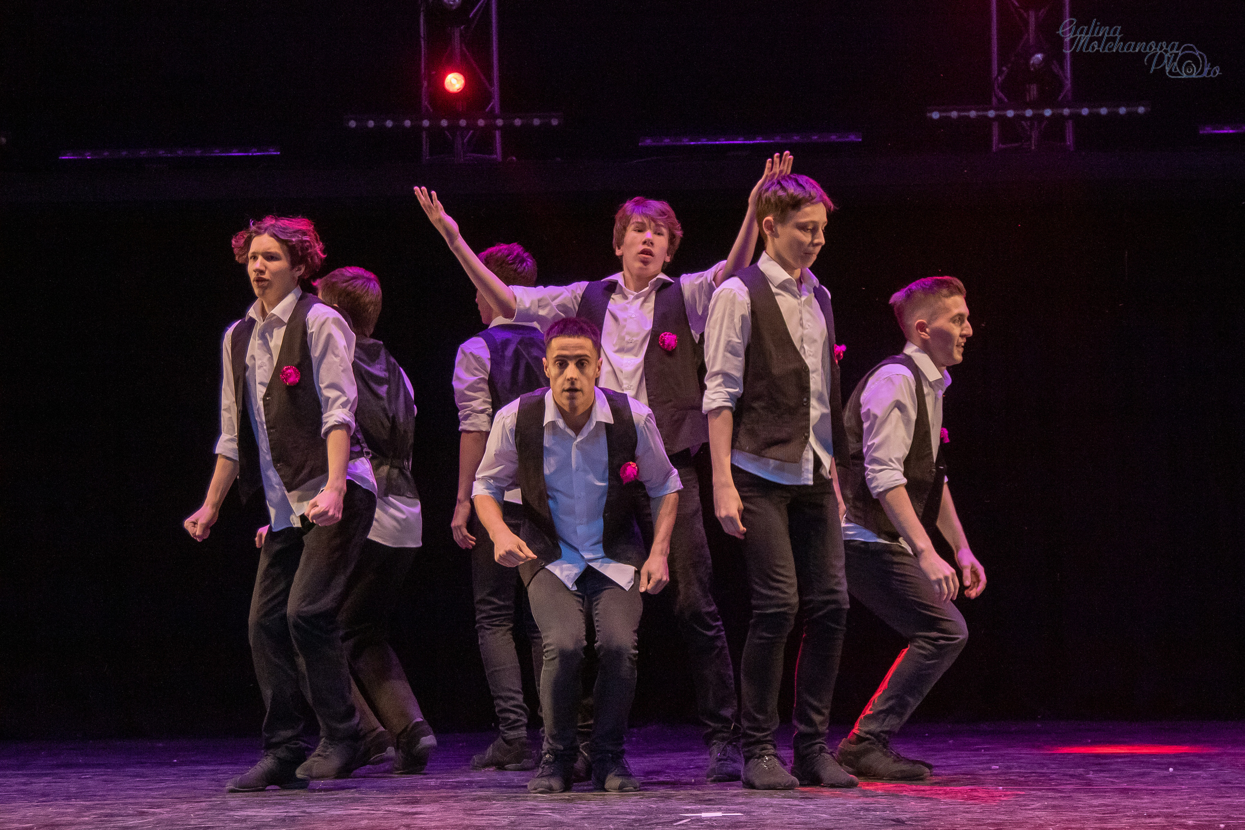 Новогодний концерт танцевального коллектива. Балетный фотограф в Москве Галина Молчанова