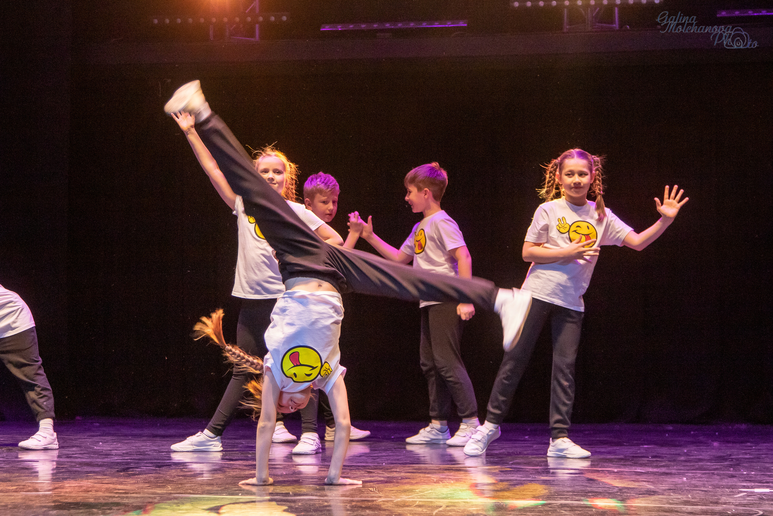 Новогодний концерт танцевального коллектива. Балетный фотограф в Москве Галина Молчанова