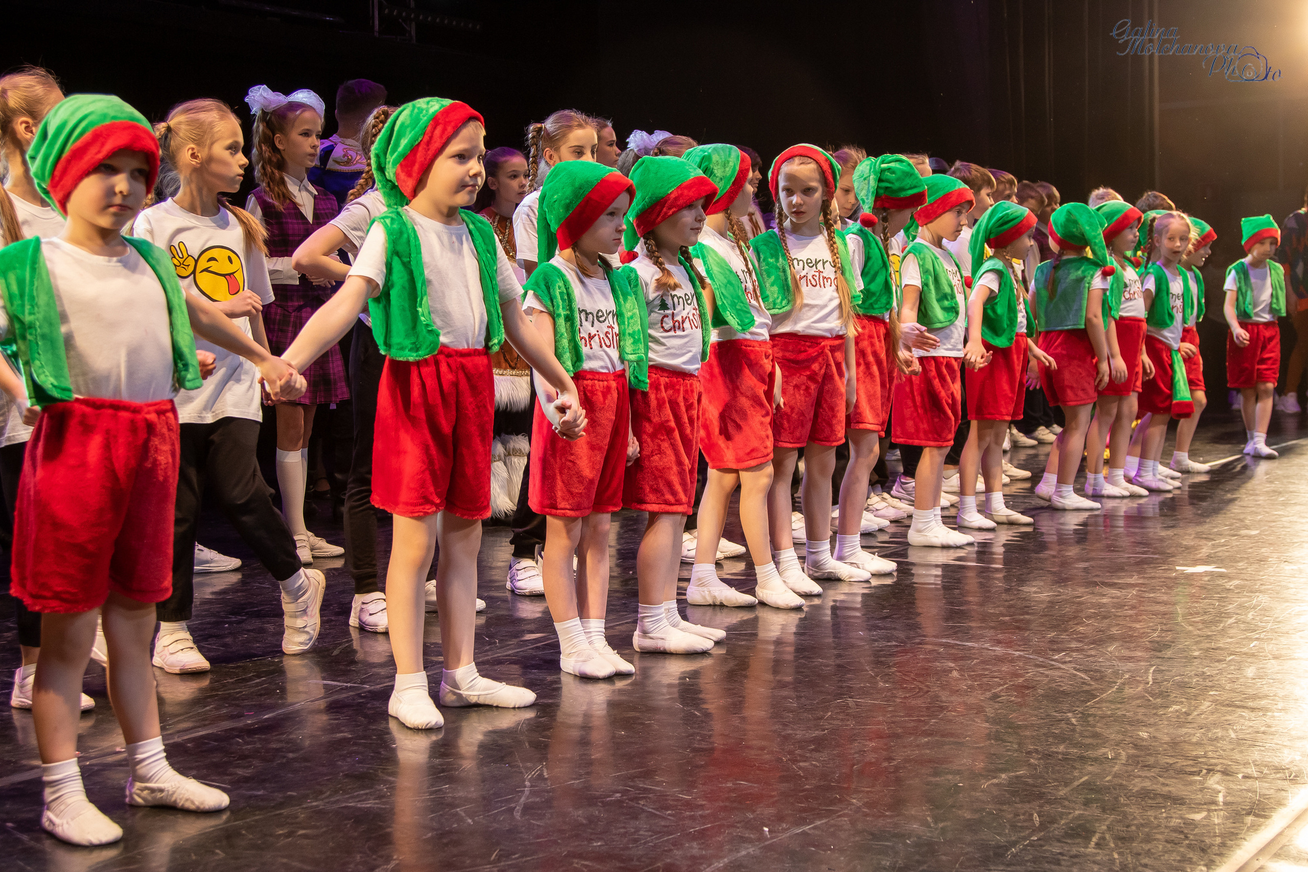 Новогодний концерт танцевального коллектива. Балетный фотограф в Москве Галина Молчанова