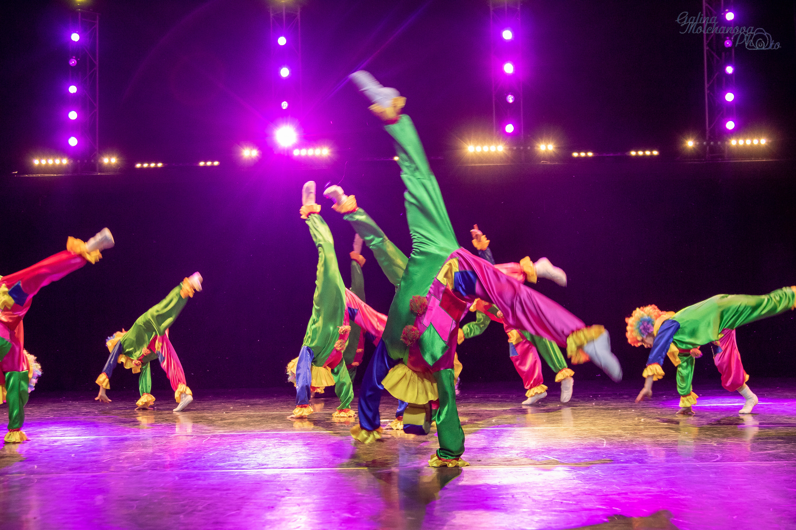 Новогодний концерт танцевального коллектива. Балетный фотограф в Москве Галина Молчанова