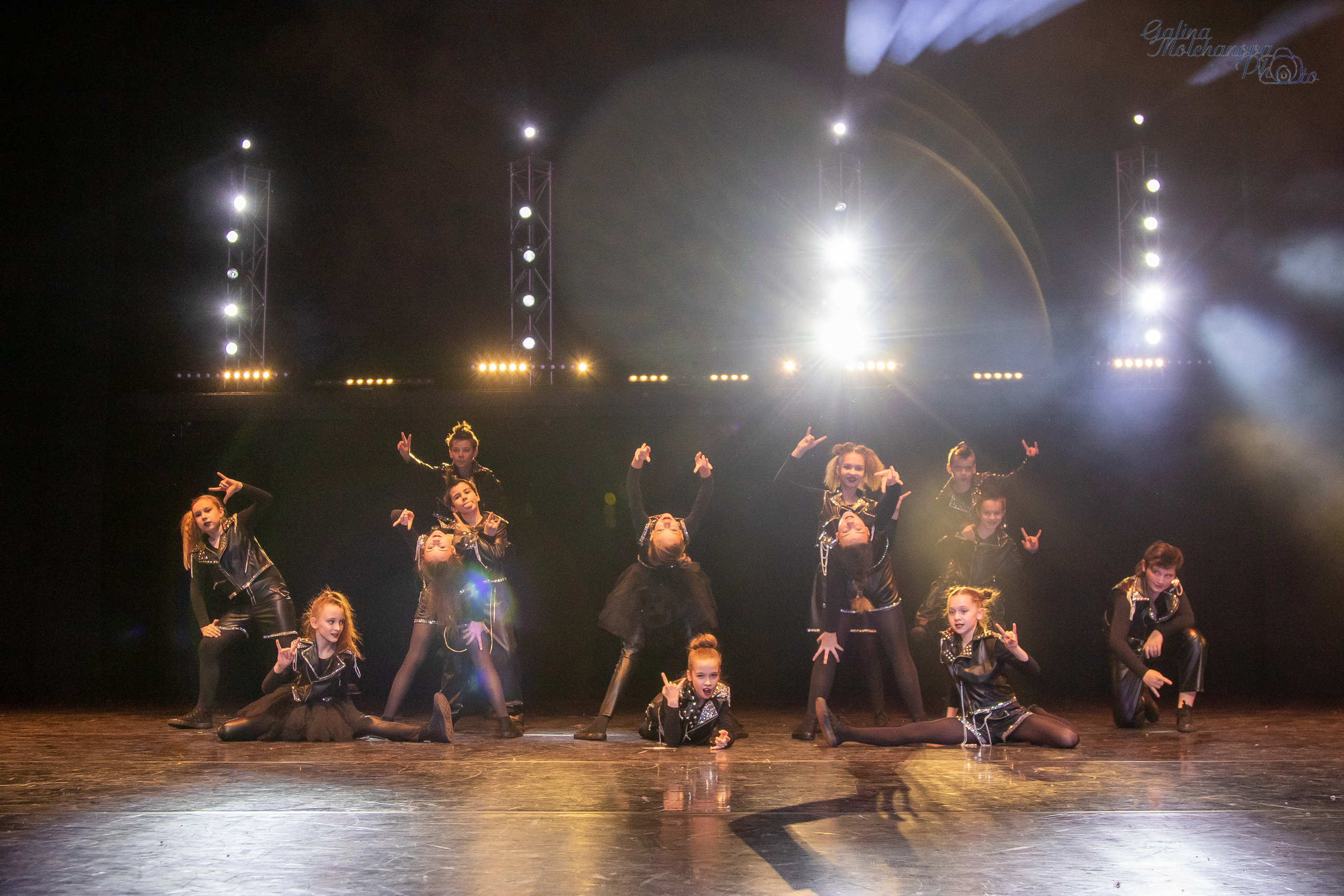 Новогодний концерт танцевального коллектива. Балетный фотограф в Москве Галина Молчанова