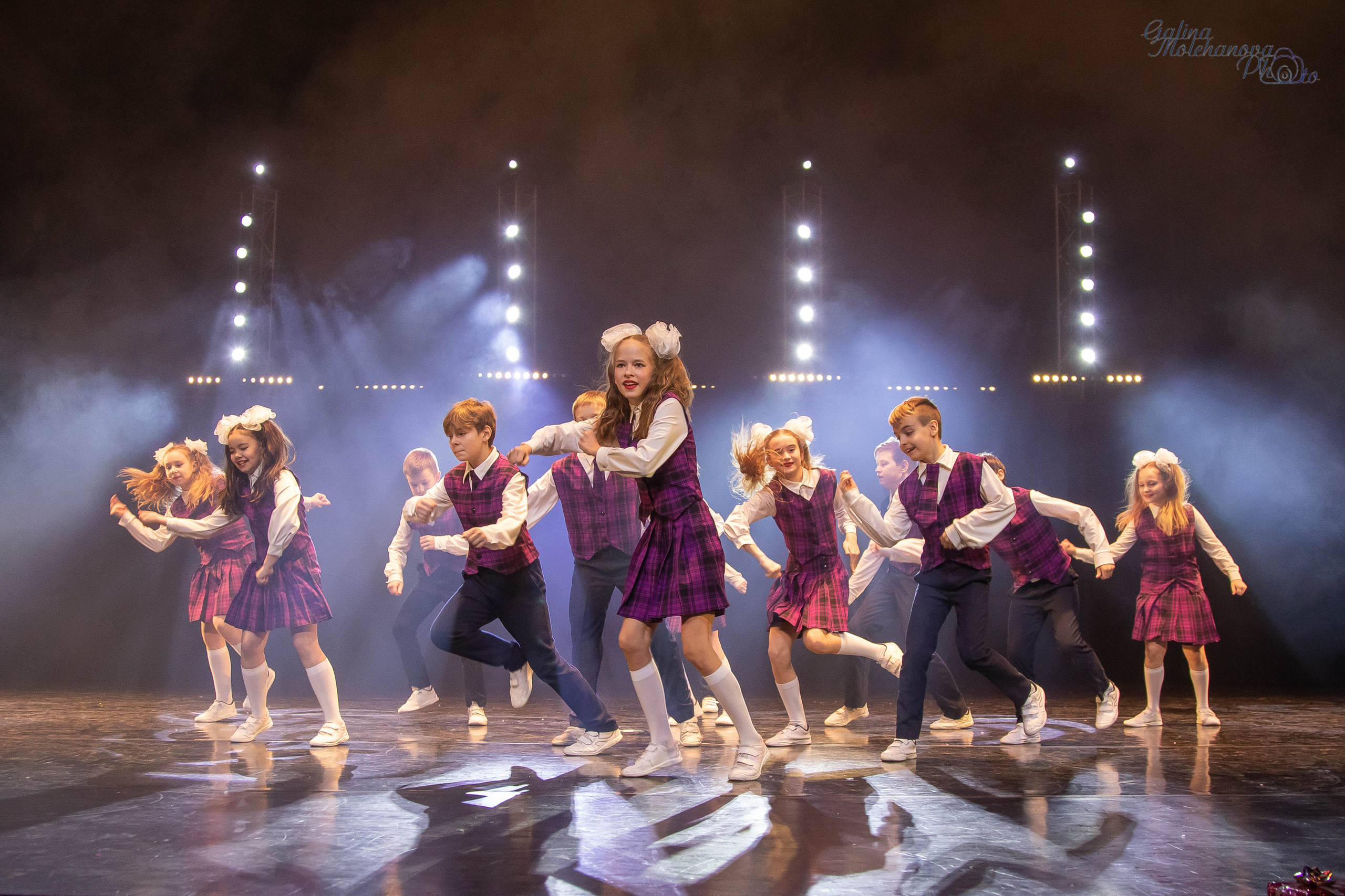Новогодний концерт танцевального коллектива. Балетный фотограф в Москве Галина Молчанова