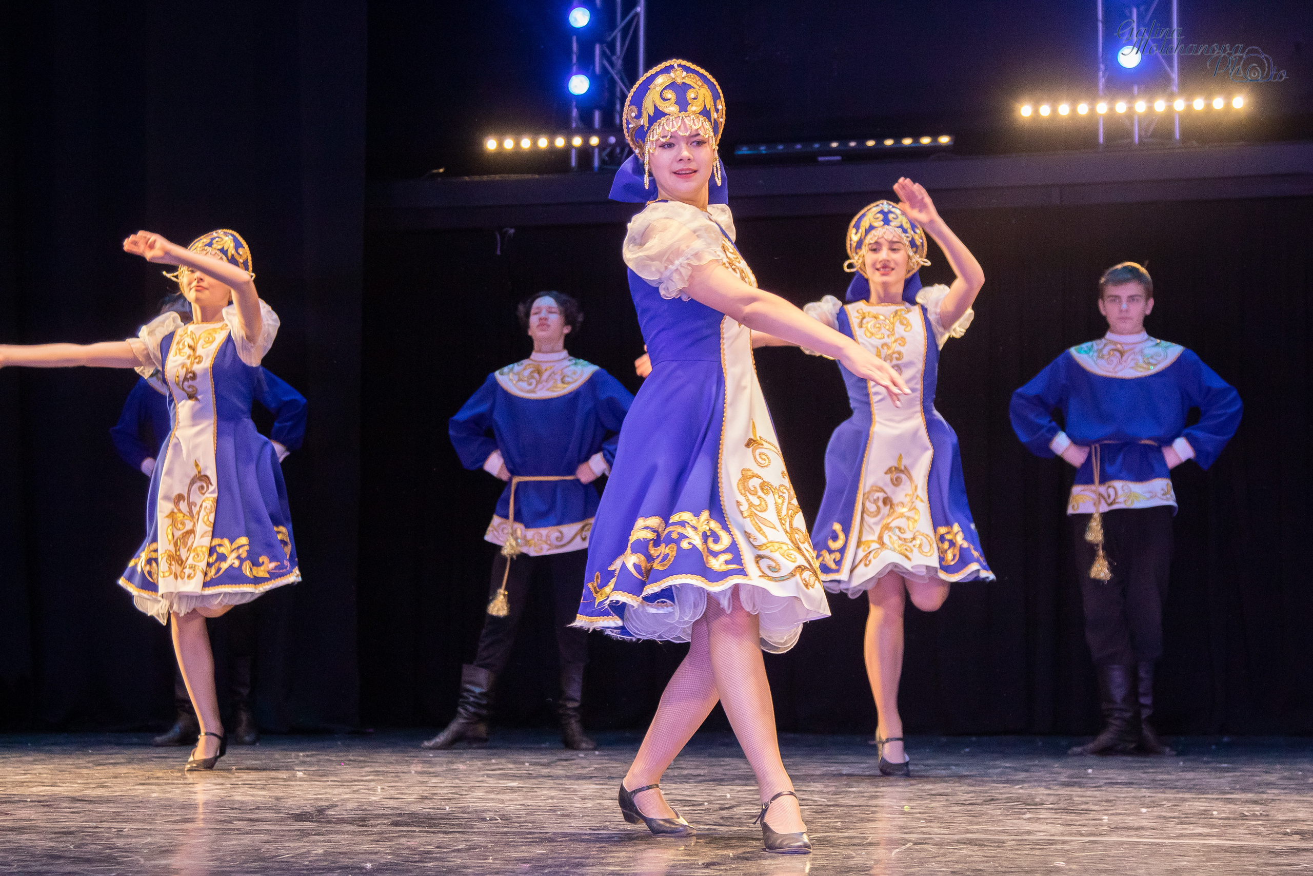 Новогодний концерт танцевального коллектива. Балетный фотограф в Москве Галина Молчанова
