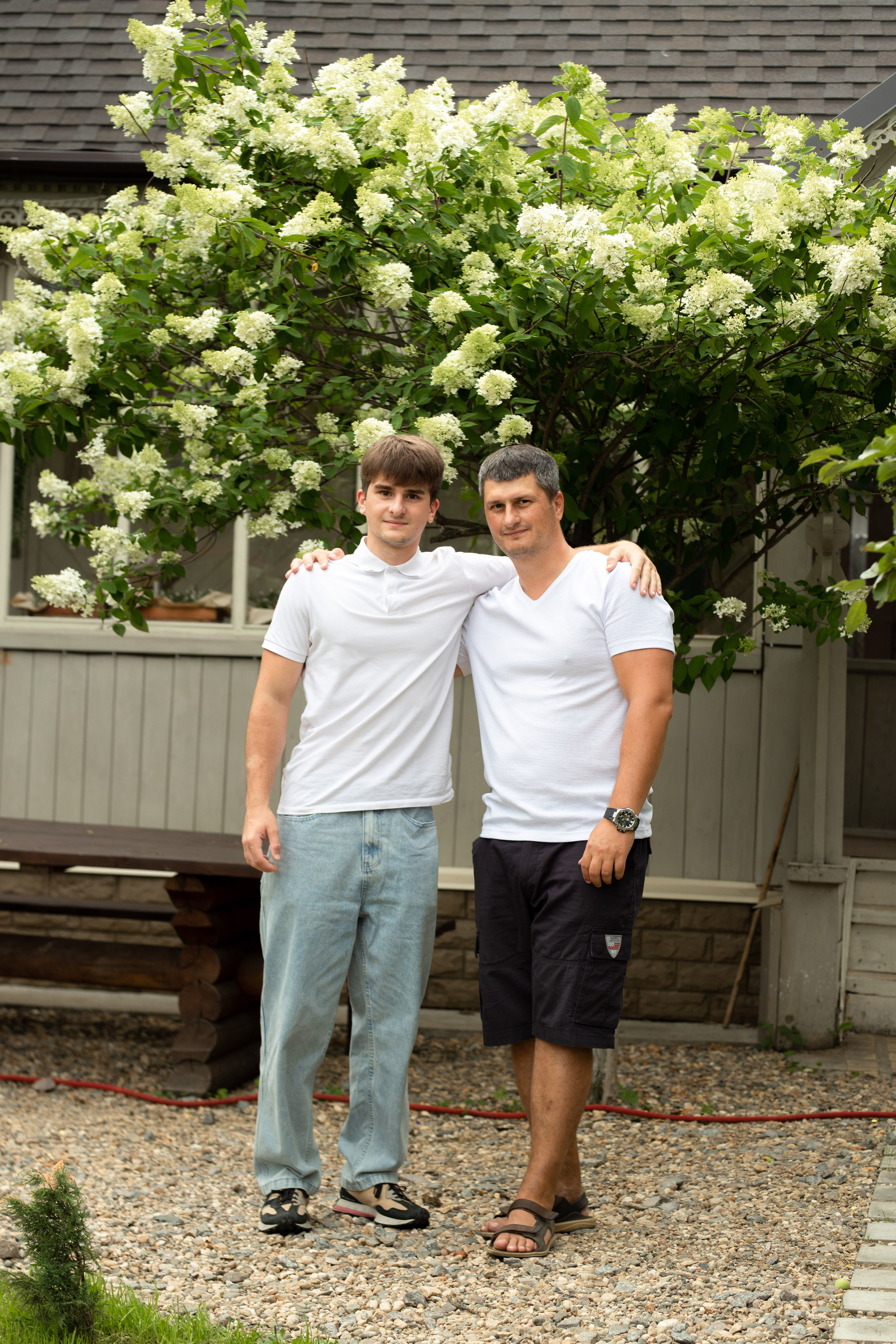 Семейная фотосессия на даче в Купавне. Фотограф в Железнодорожном и Балашихе