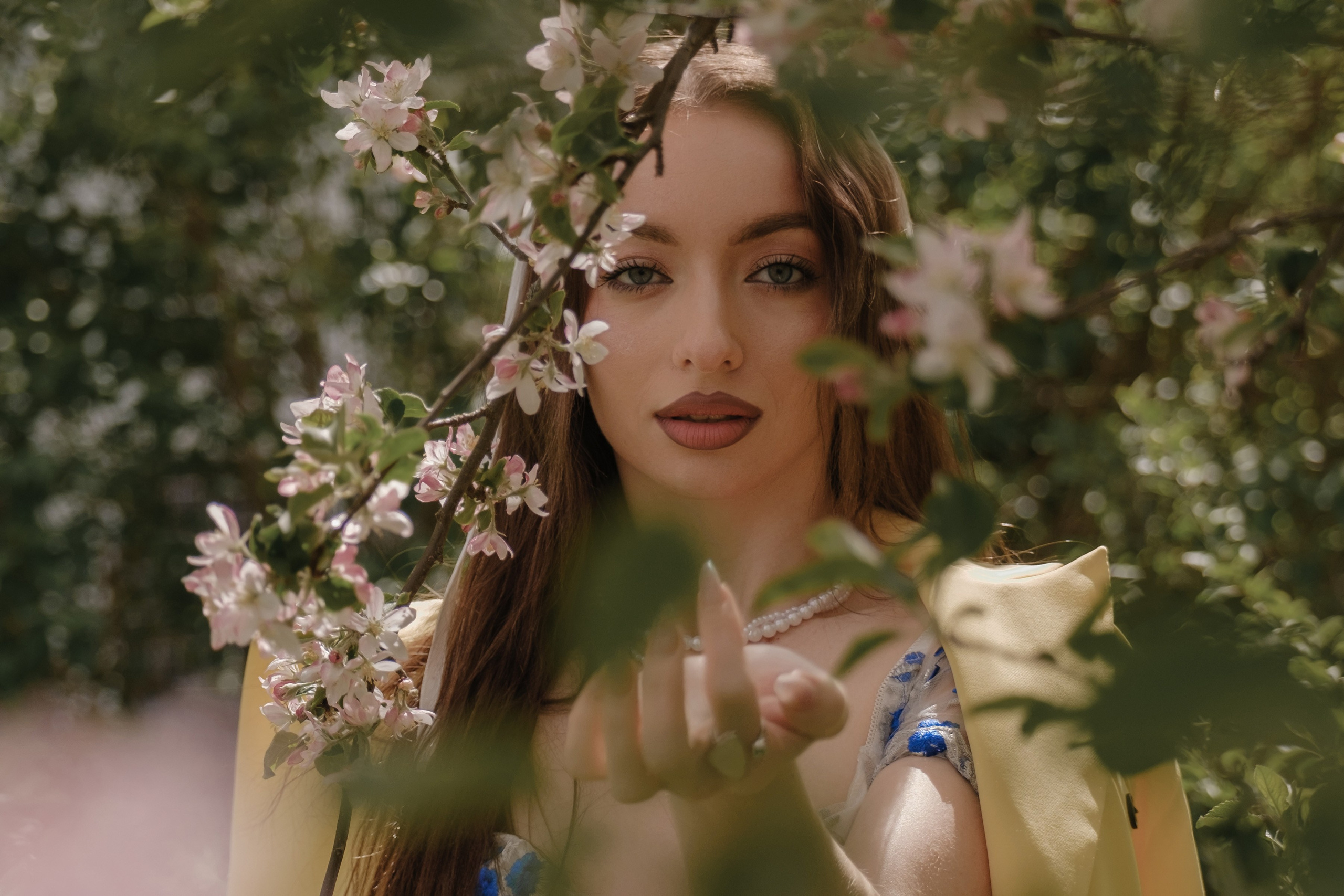 Цветение. Фотограф в Тарусе Серпухове Москве Рина Дукежанова