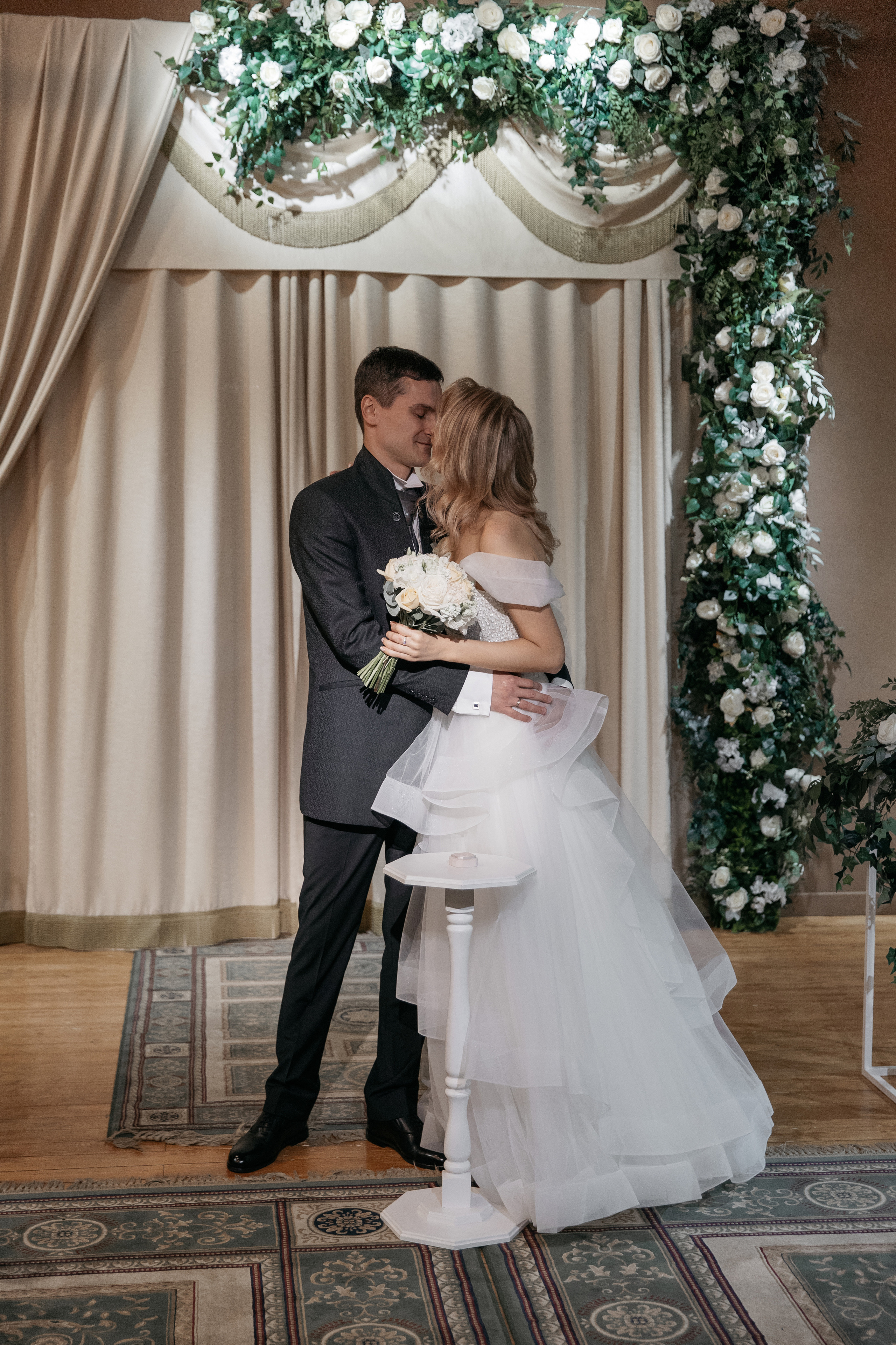 Анонс свадебных фотографий Дмитрия и Александры. Свадебный фотограф Домодедово Москва Катерина Алехина