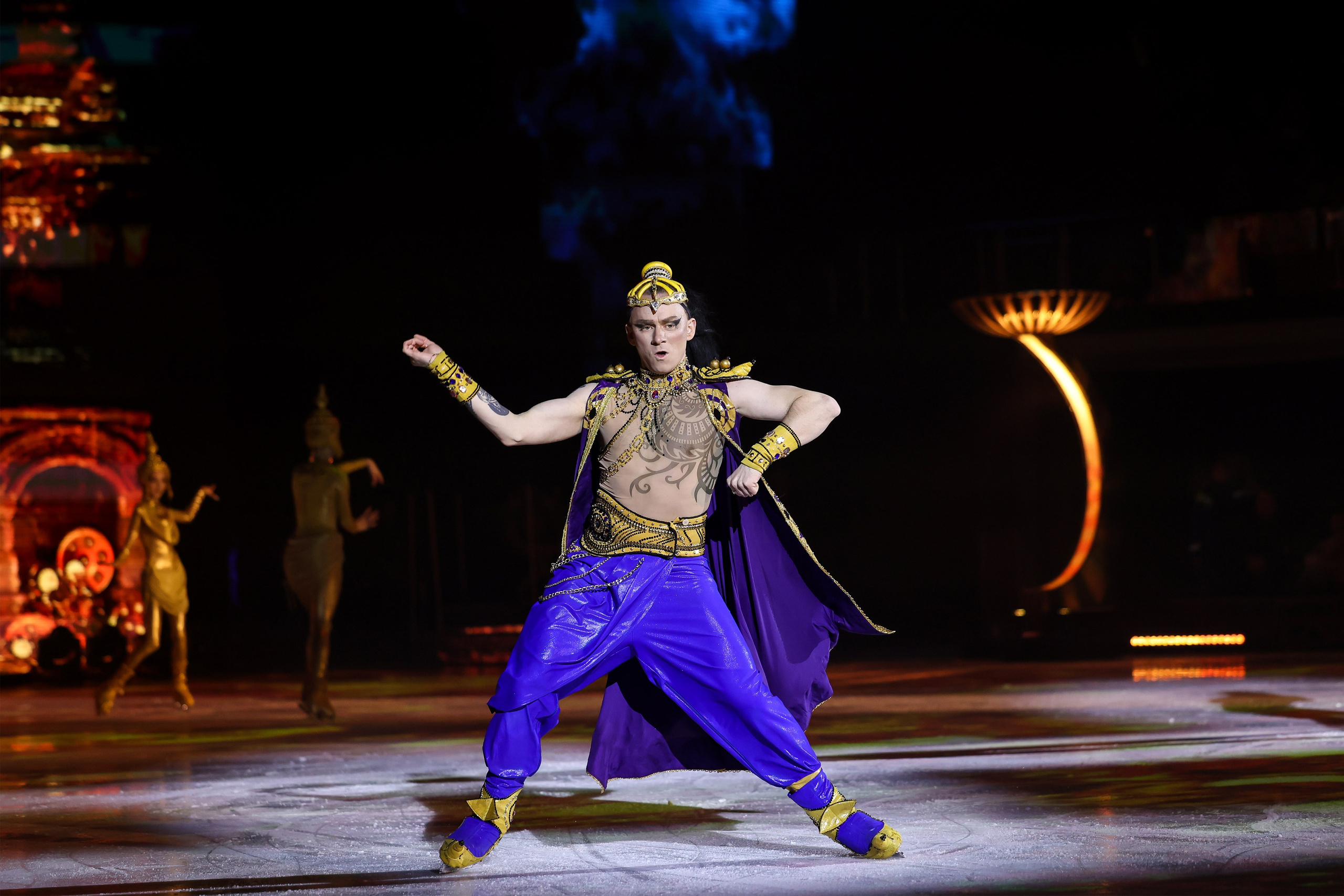 «История любви Шахеризады» шоу на льду 03.01.2024. Спортивный и репортажный фотограф Антон Тереханов