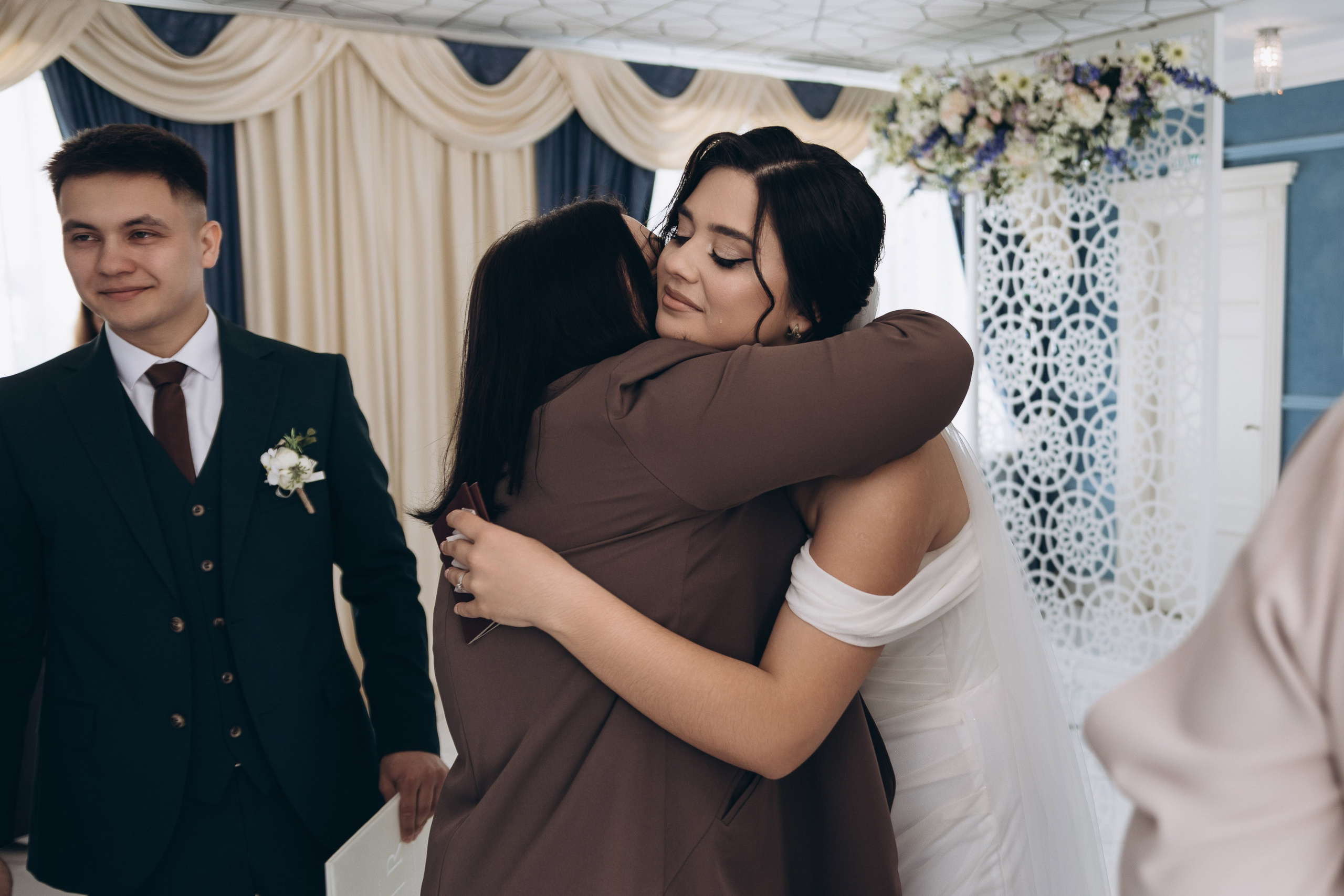 07.06.25 Данияр & Рузана. Свадебный и семейный фотограф в Новосибирске Дарья Кель