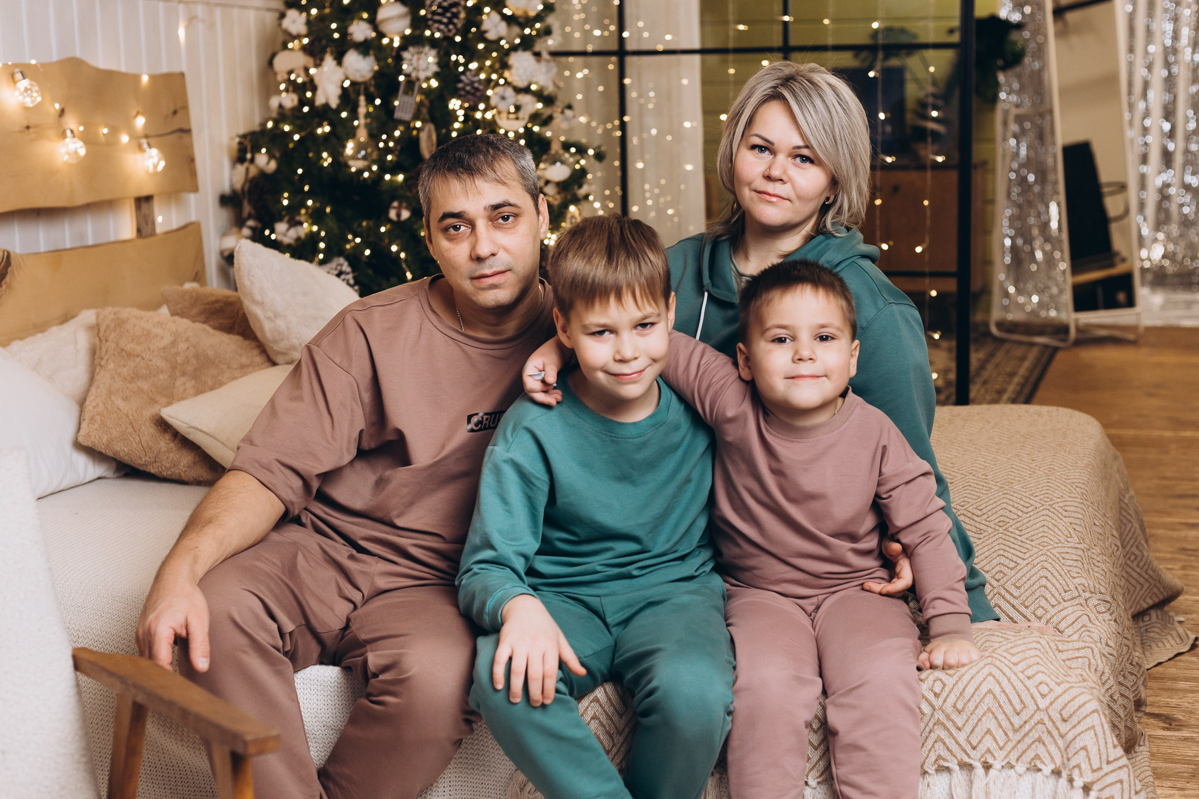 Анастасия с семьей. Свадебный и семейный фотограф в Новосибирске Дарья Кель