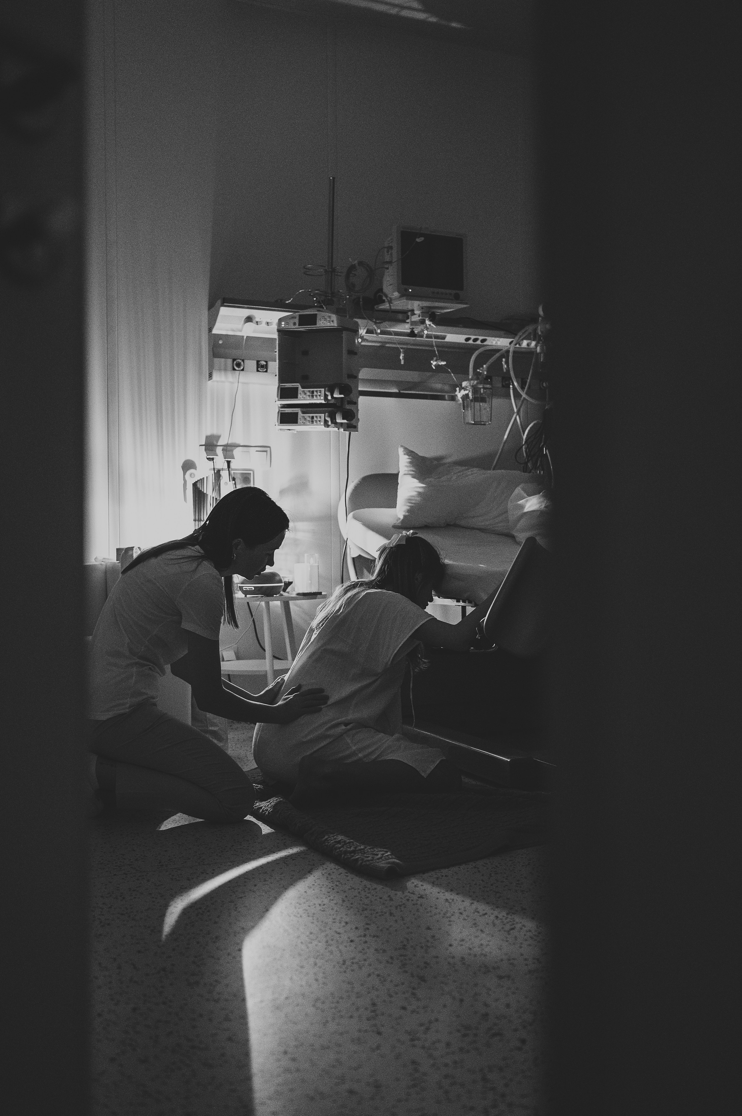 Рождение Антонины. Фотограф и видеограф в Санкт-Петербурге Полина Янушко. Съёмка родов