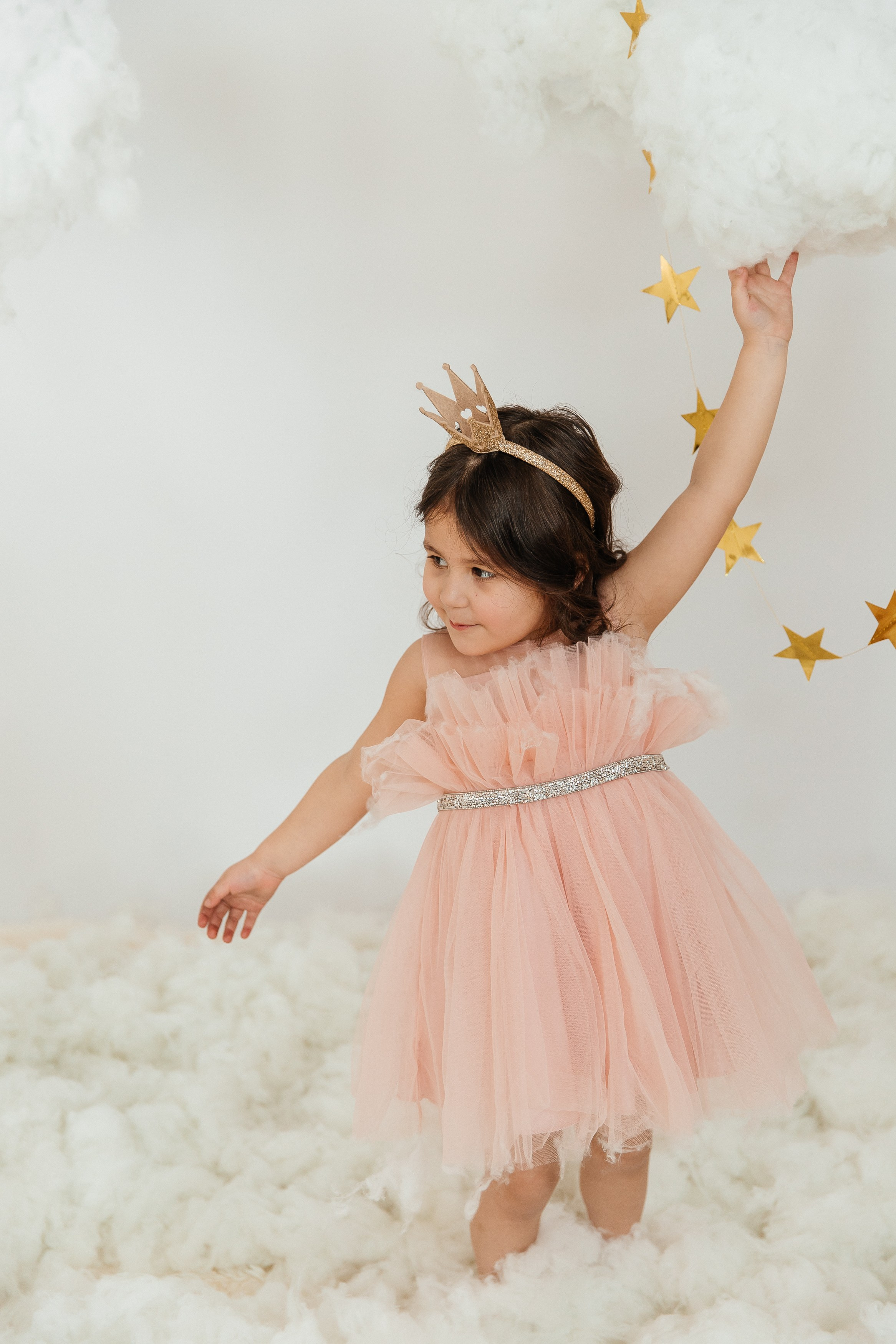 Маюша и Милаша в облаках. Воронистая Анастасия. Фотограф Якутия, Томпонский район