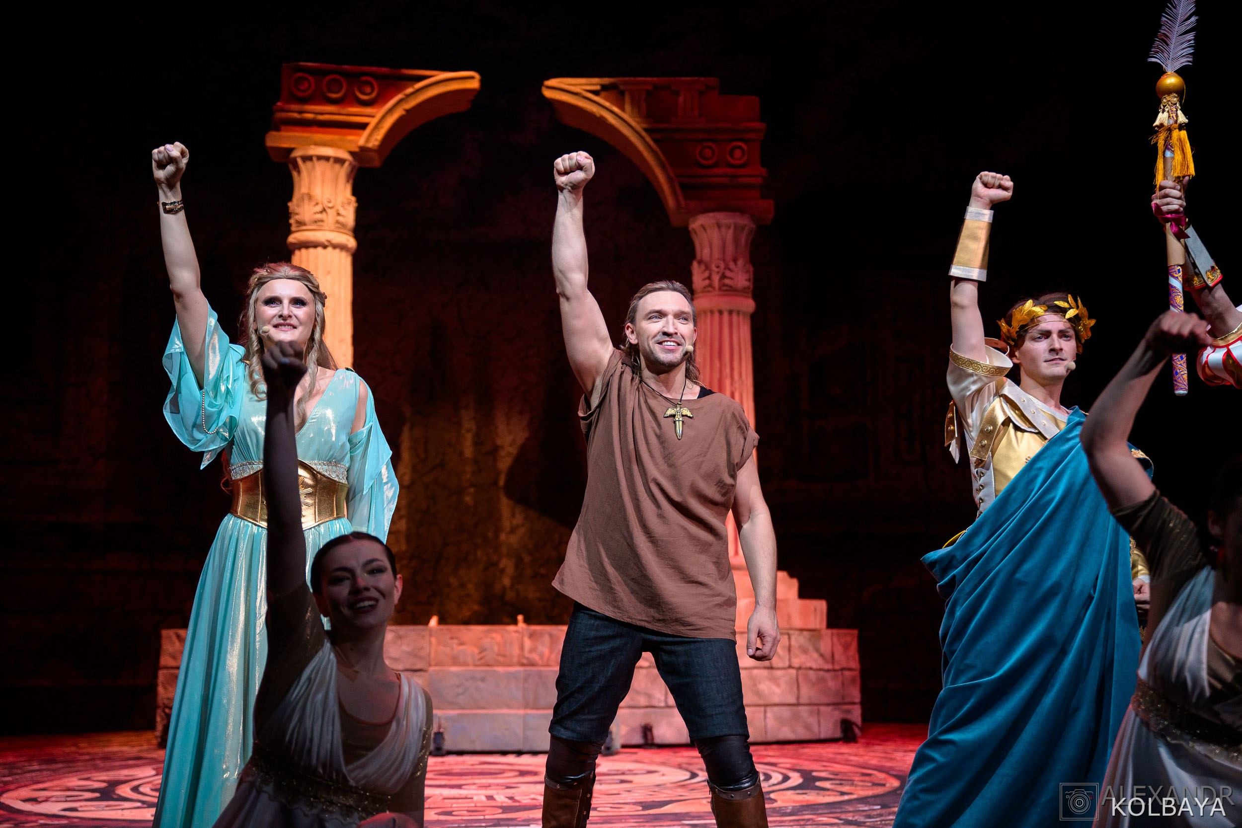 Фоторепортаж со спектакля Гладиатор в Театре Терезы Дуровой. Концертный и театральный репортажный фотограф в Москве Александр Колбая