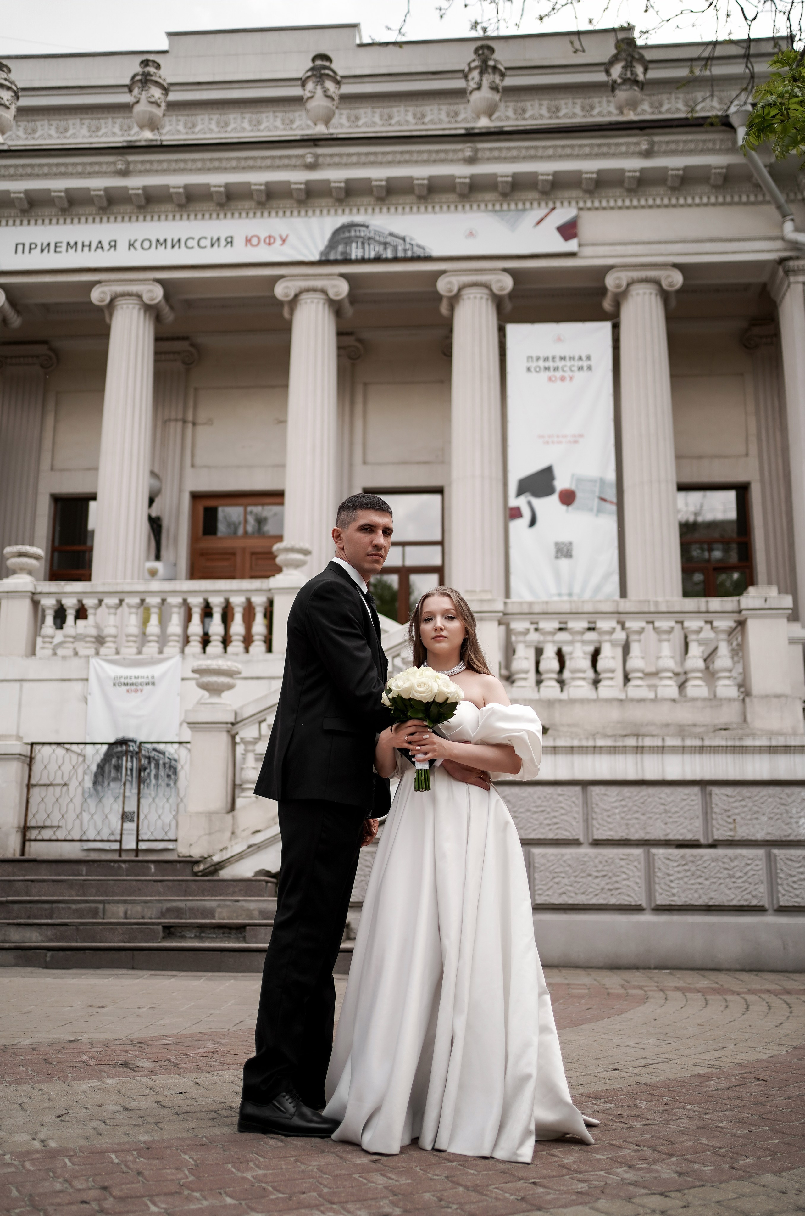 Свадебная прогулка Жанны и Рамиса в парке имени Октябрьской революции. Свадебный фотограф в Ростове-на-Дону. Таинство Крещения и Венчания, семейные фотосессии. Алёна Чёботова