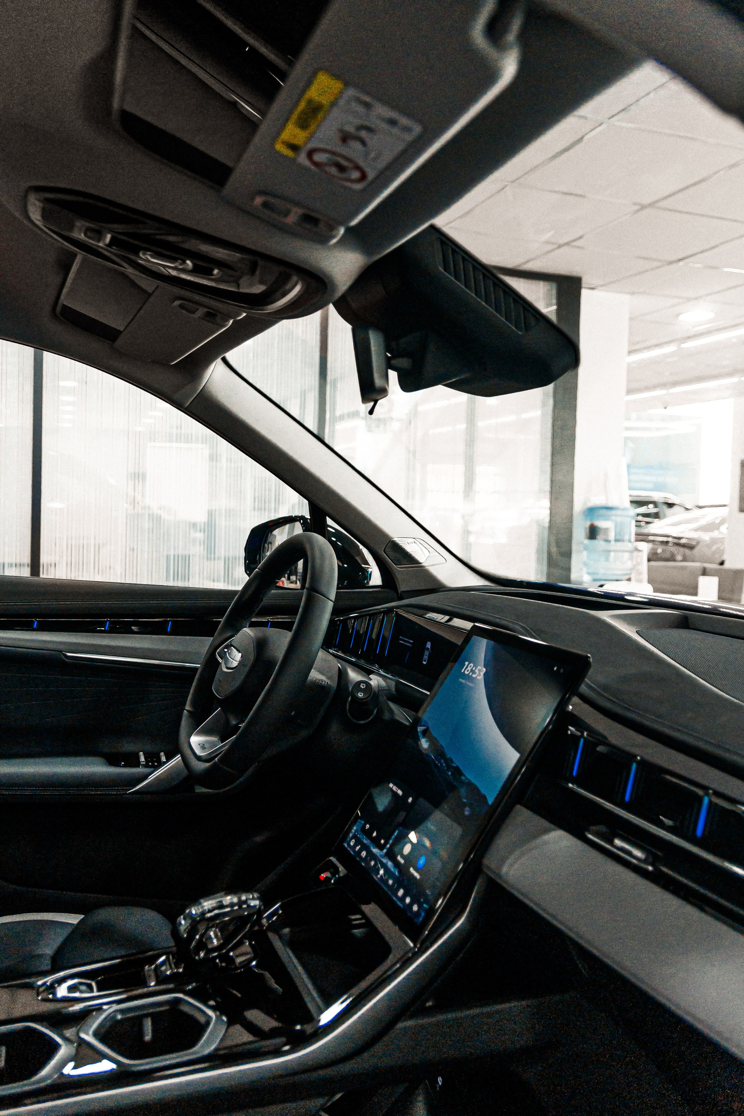 Джили Центр Минск. Свадебный фотограф Минск, Фаниполь, Беларусь Кирилл Напреев