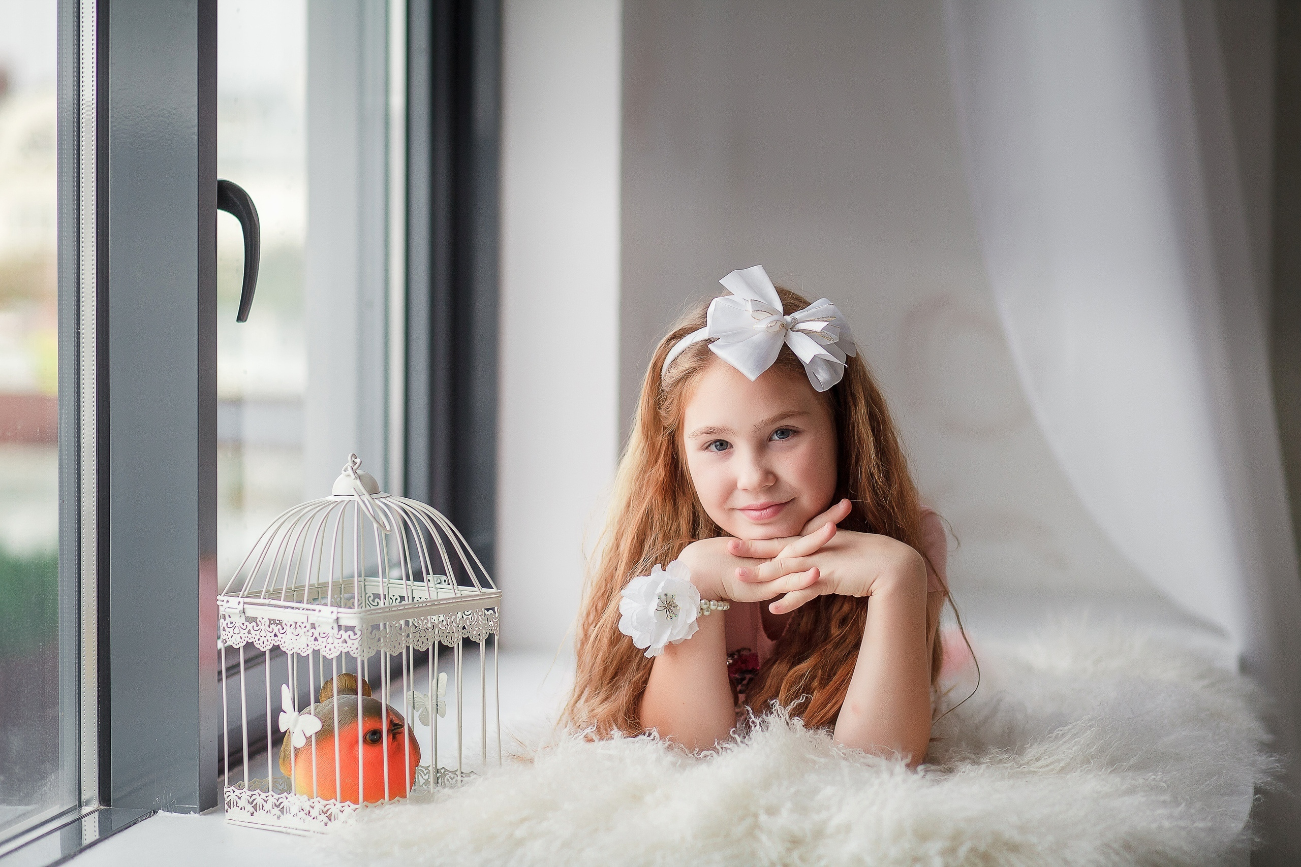 Семейная фотосессия в фотостудии и на природе в Твери. Свадебный и семейный фотограф в Твери и Тверской области