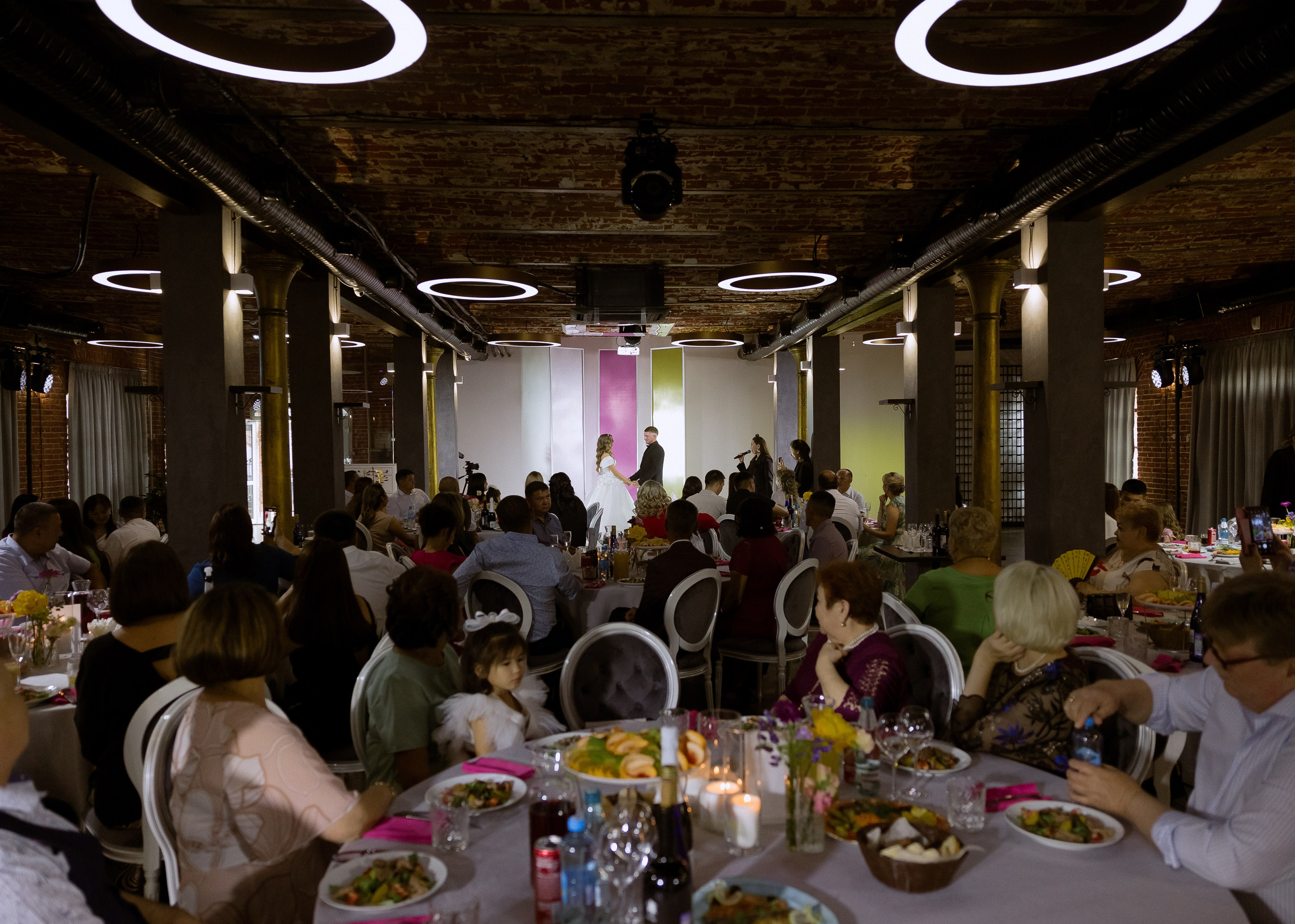 Дмитрий и Алита. Фотограф Эмиль Исякаев