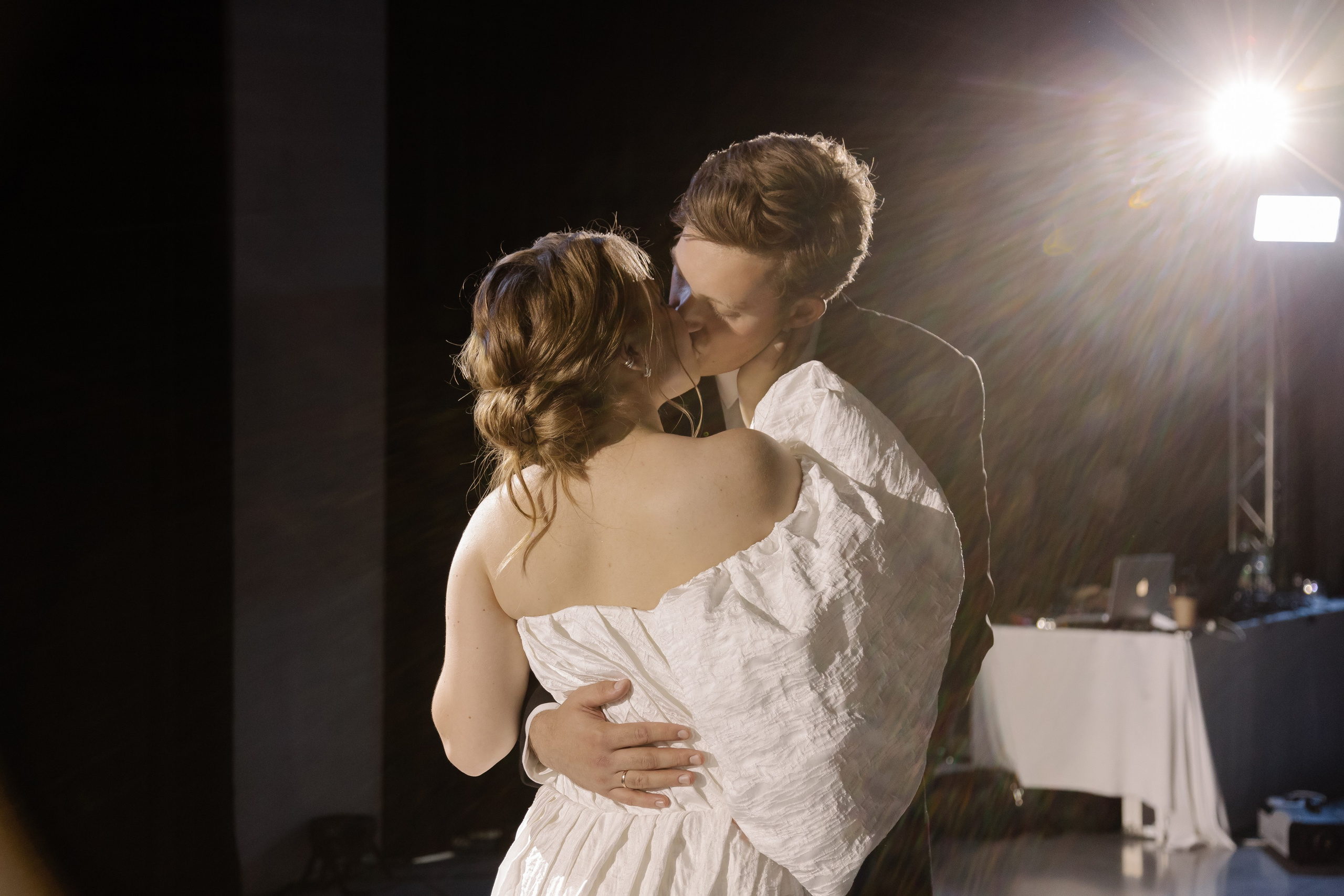 Свадьба в Amore. Свадебный фотограф Челябинск Полина Чеботарь