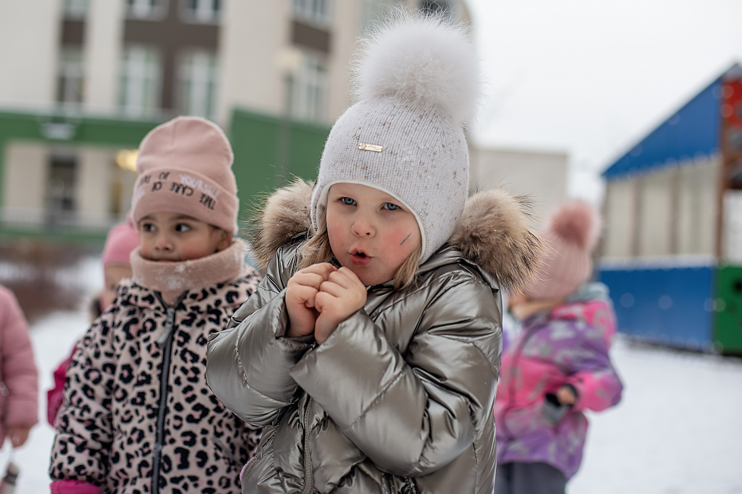 День в саду_Зима_2023 год. Семейный фотограф в Санкт-Петербурге