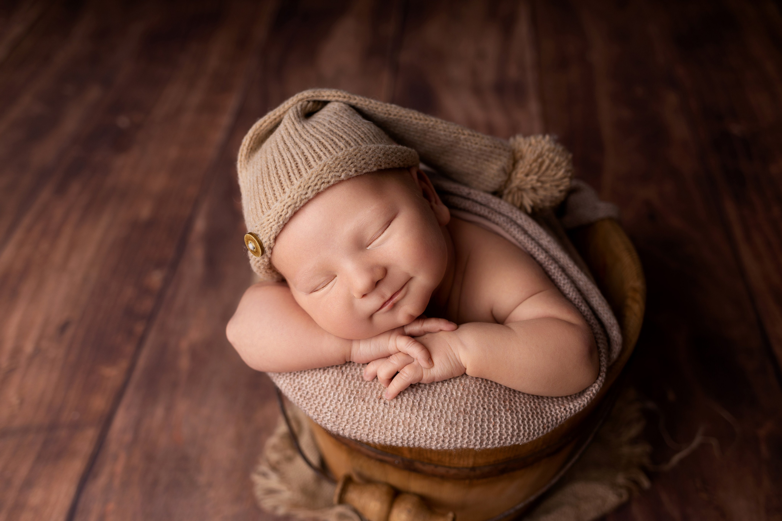 Классическая фотосессия малыша. Фотограф новорожденных малышей в Омске и Омской области Эльвира Камаева