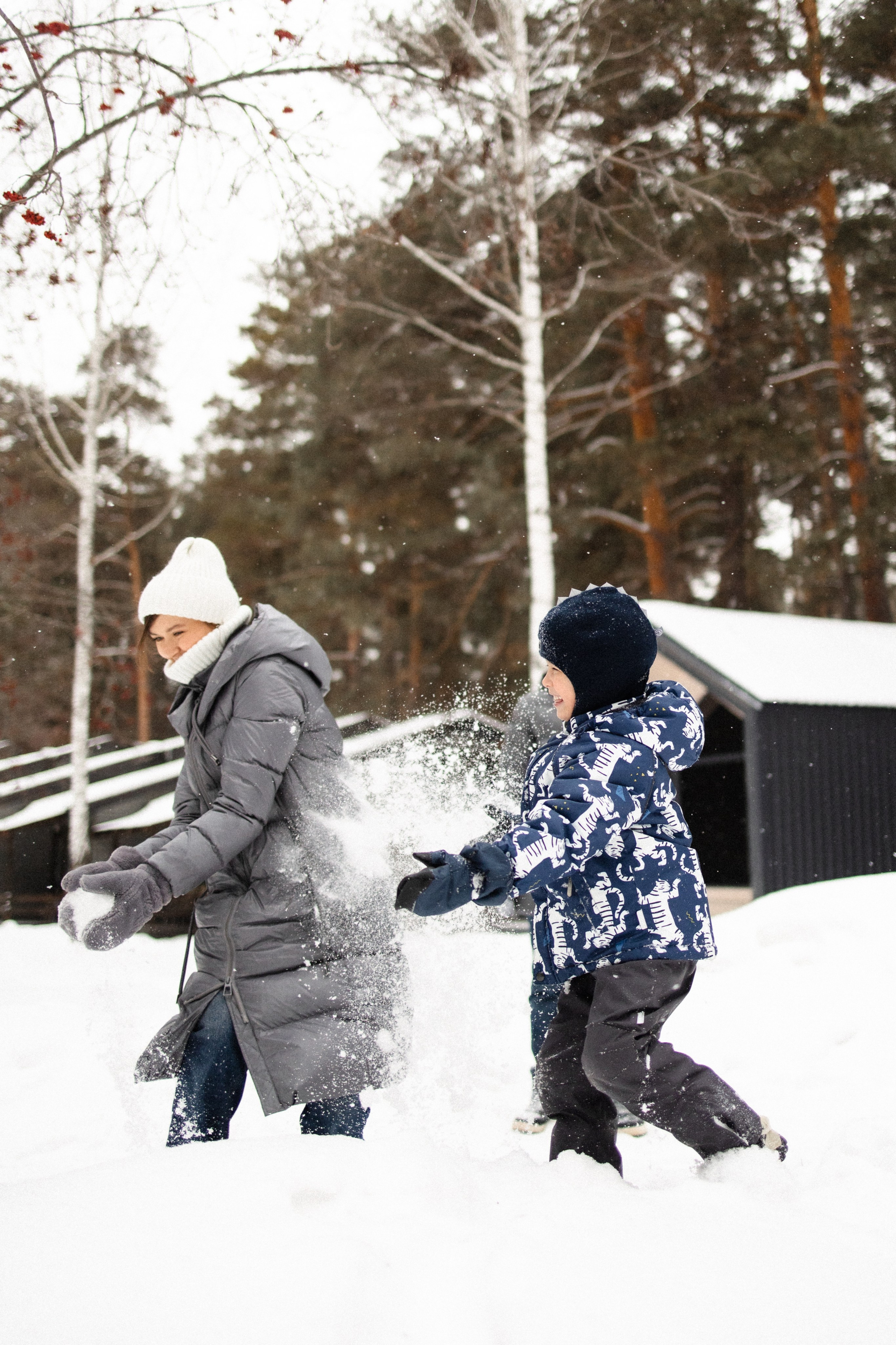 Прогулка в лесу. Свадебный и портретный фотограф в Новосибирске Любовь Исакова