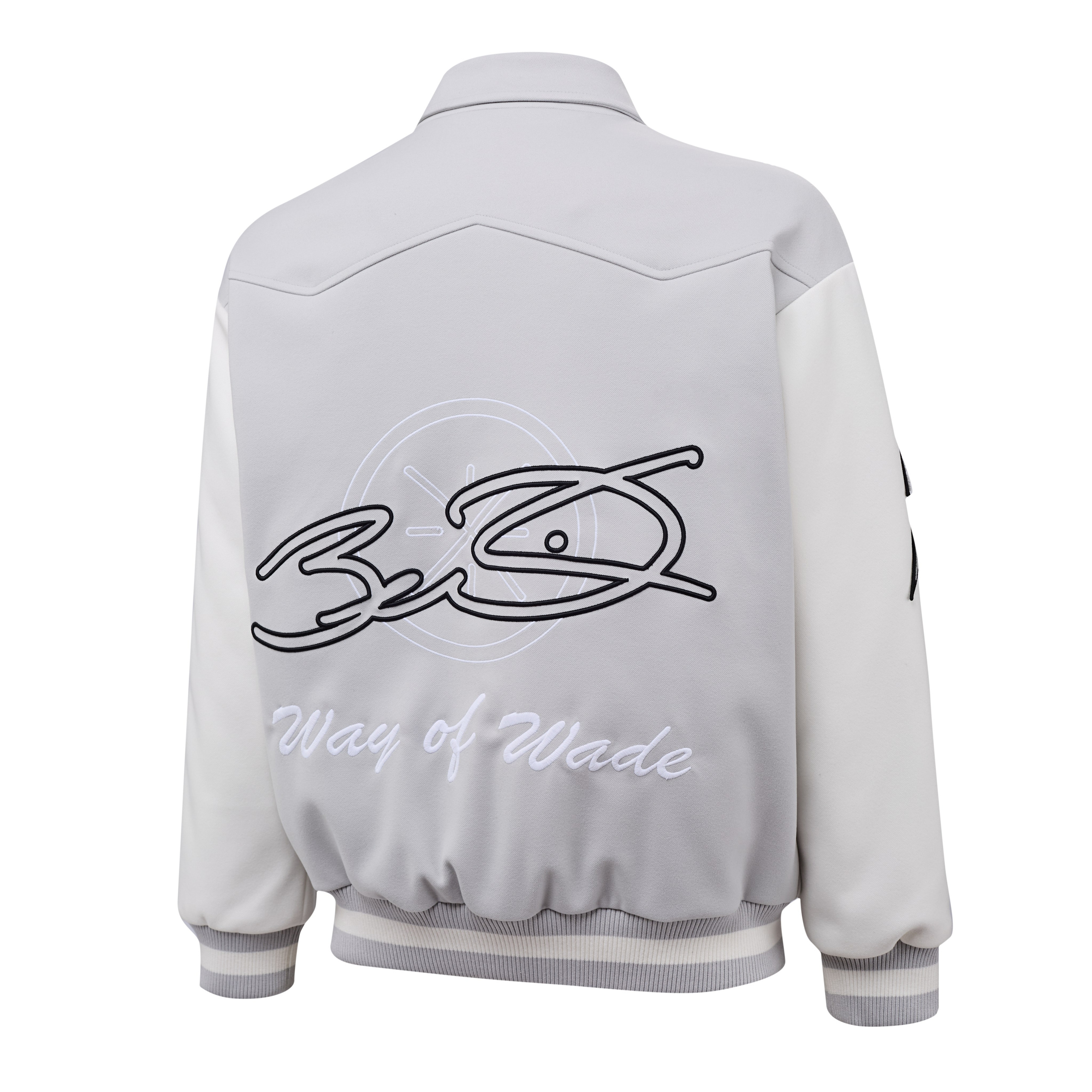 «Профессиональная каталожная фотосъемка мужской одежды на манекене с акцентом на детали»«Студийная съемка мужских костюмов и пиджаков на манекене для интернет-магазина»«Рекламная фотосессия мужских рубашек и футболок на манекене с белым фоном»«Высококачественная съемка мужских курток и пальто на манекене в студии»«Каталожная фотосъемка мужских джинсов и брюк на манекене с естественным освещением»«Детальная съемка мужской верхней одежды на манекене для коммерческого использования»«Профессиональная студийная съемка мужских свитеров и толстовок на манекене»«Рекламная фотосъемка мужской одежды на манекене с акцентом на текстуру ткани»«Каталожная съемка мужских футболок и поло на манекене с минималистичным фоном»«Фотосессия мужской одежды на манекене для брендов и онлайн-магазинов»