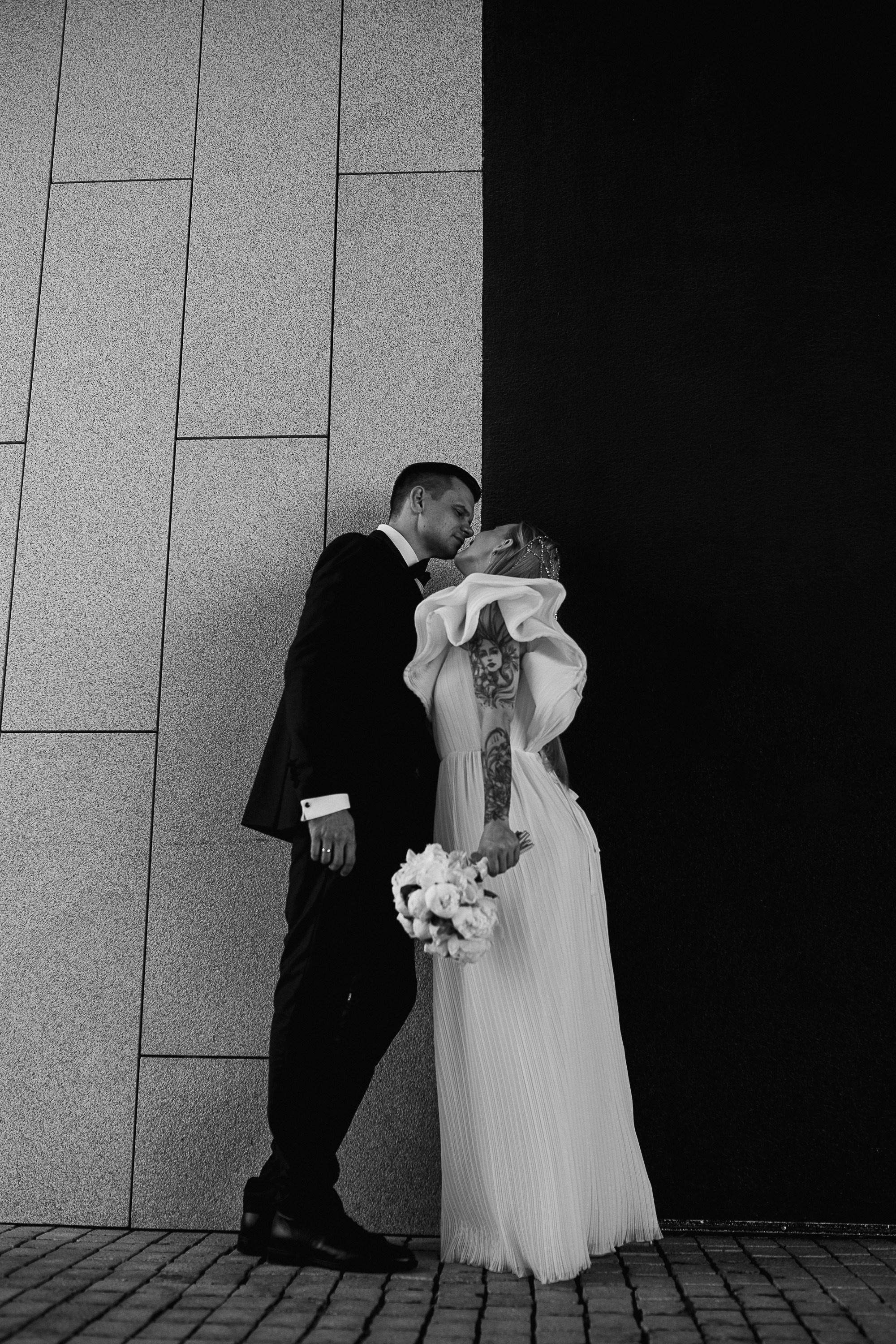 Свадьба в Краснодаре: роспись и фотосессия в парке Галицкого. Свадебный и семейный фотограф Виолетта Сидельникова. Краснодар, Россия, Беларусь, Европа