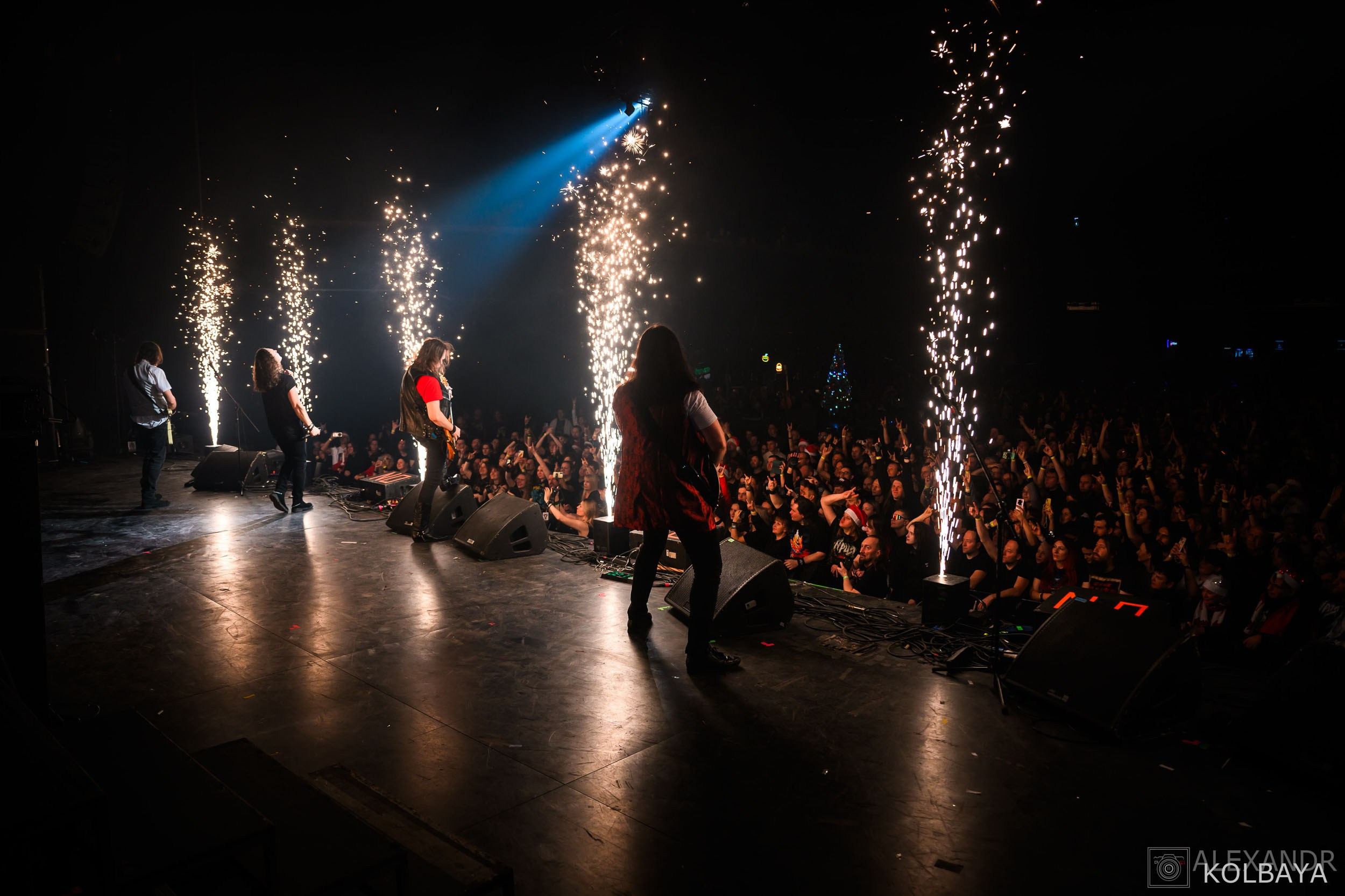 Фоторепортаж с Метал-Елки 2026. Концертный и театральный репортажный фотограф в Москве Александр Колбая