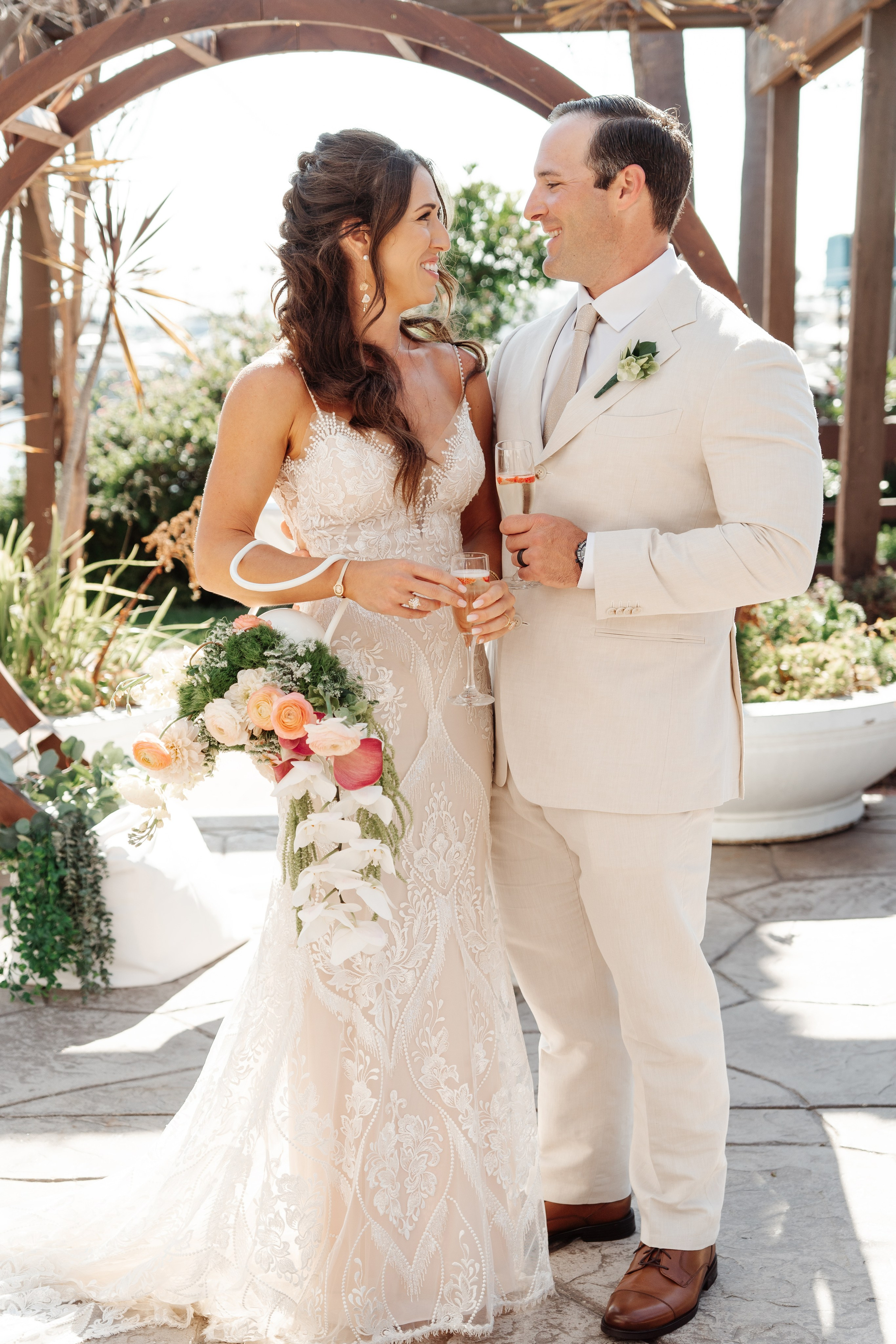 2025-08-16_BryanAmber. Ретушер Зенькевич Света