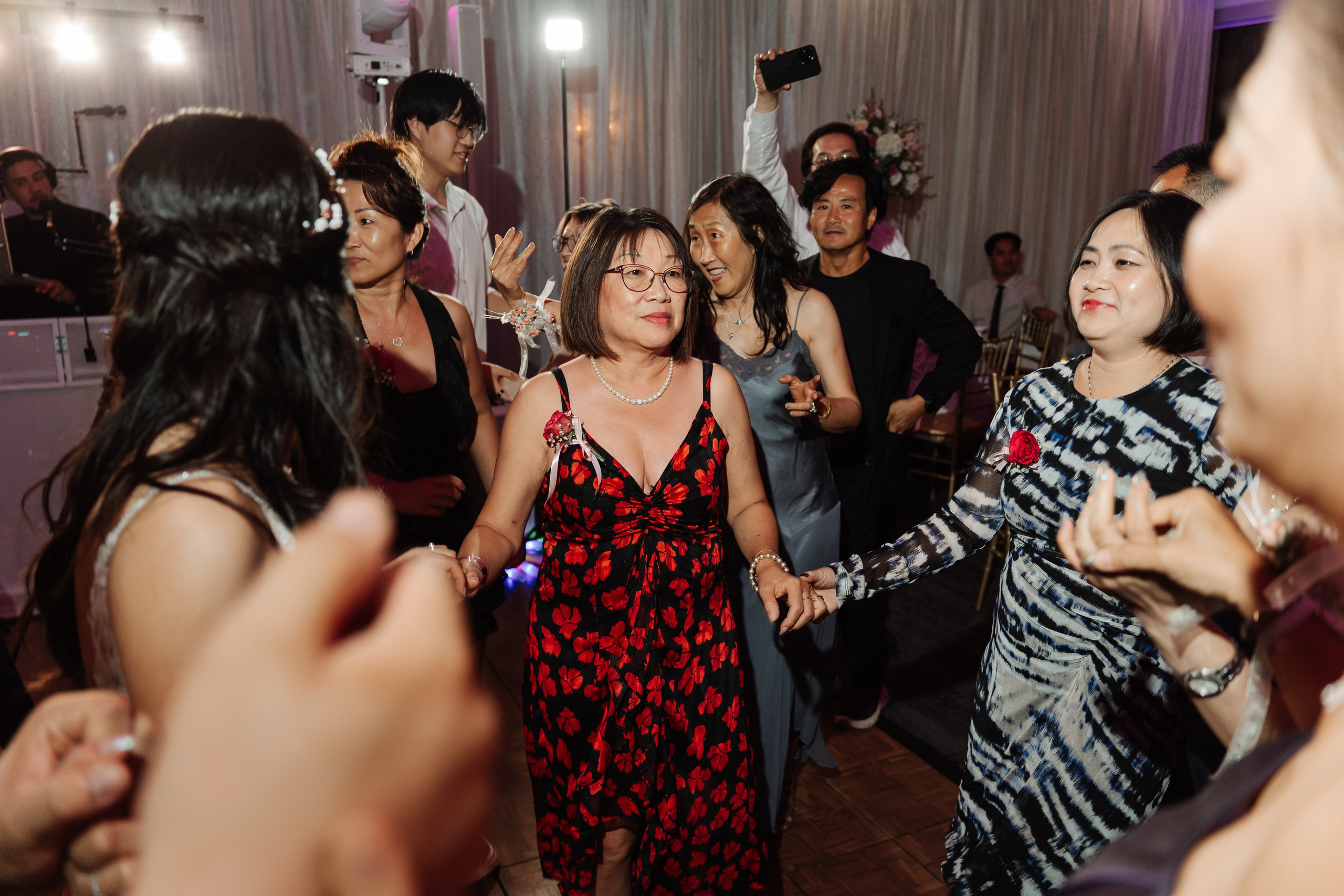 2025-08-16_AndreaChristopher. Ретушер Зенькевич Света