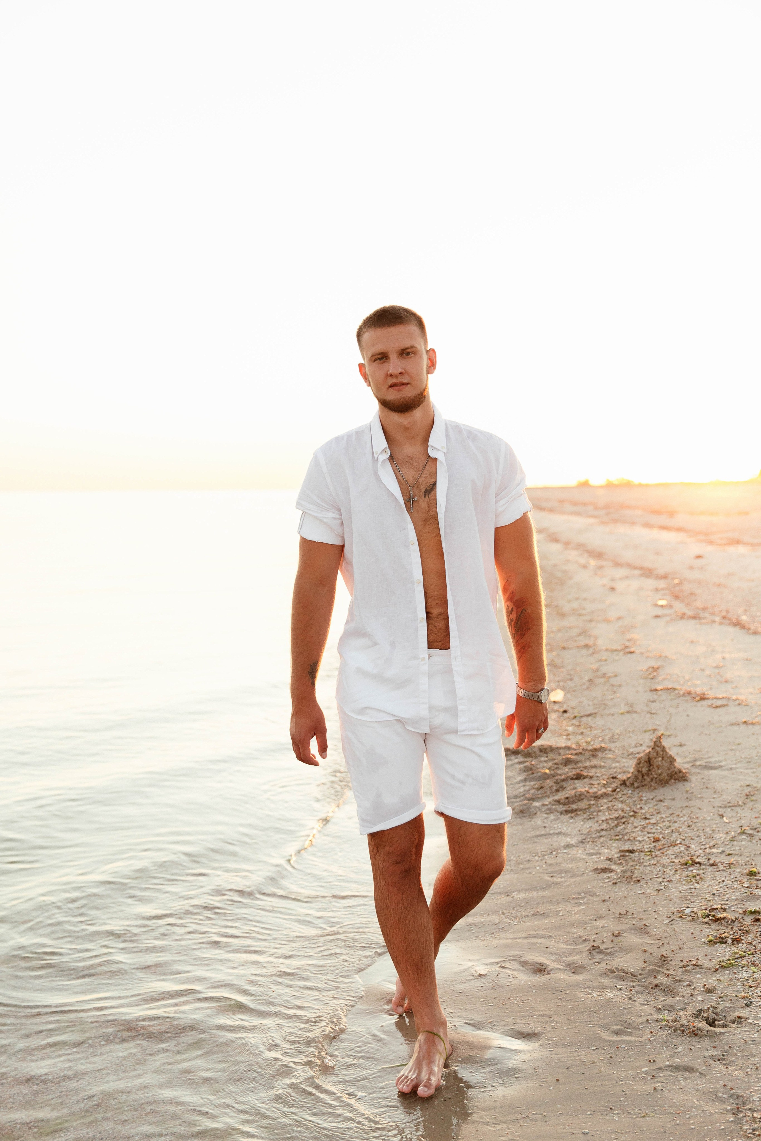 Красивая love story фотосессия на закате у моря. Свадебный фотограф и видеограф Краснодар, Ростов, Сочи, Новороссийск