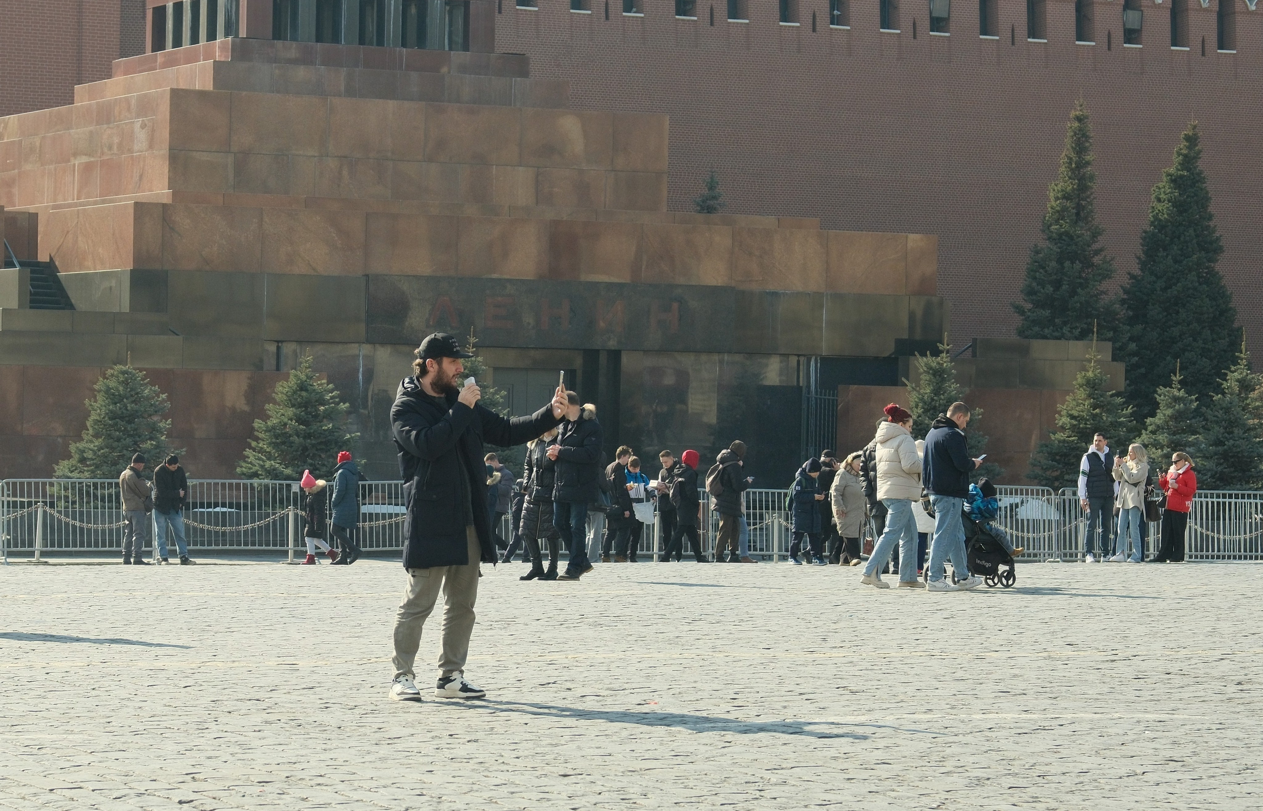 Улица, люди, жизнь…