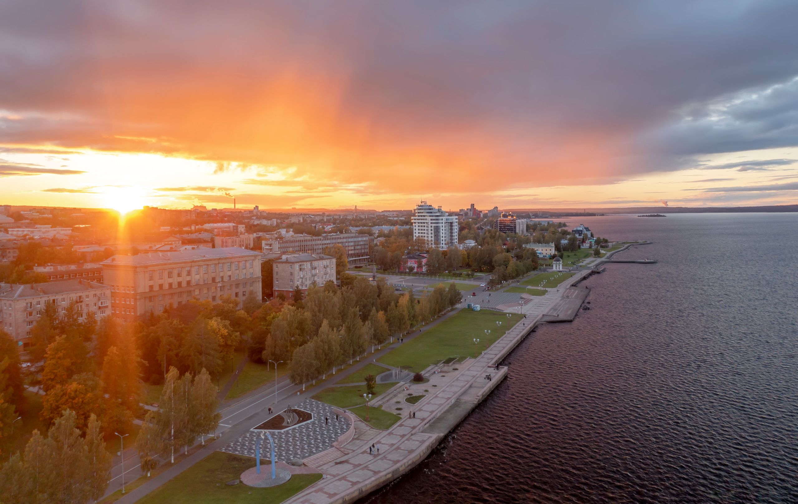 Набережная. Аэросъемка. Фото и Видео в Карелии. Алексей Фрилунд