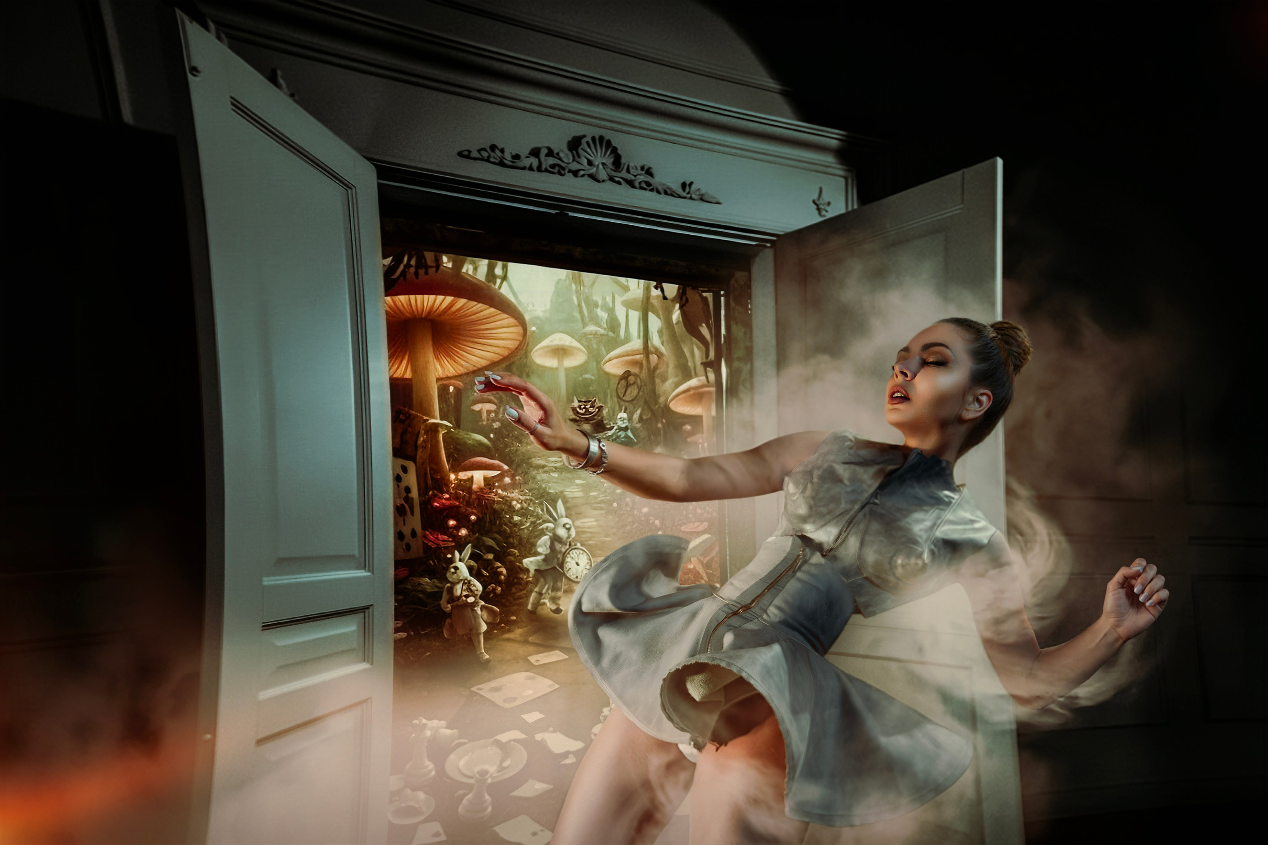 Oksana Kazakova is a prominent Russian pop and soul singer, vocal coach, and media personality. She is best known for her powerful vocal range and her long-standing career in the Russian music industry Оксана Казакова — российская певица, получившая широкую известность как финалистка проекта «Народный артист» и солистка популярной группы «Ассорти» (2003–2014). Обладая мощным голосом с широким диапазоном, она успешно реализовалась как сольная исполнительница и наставница по вокалу.