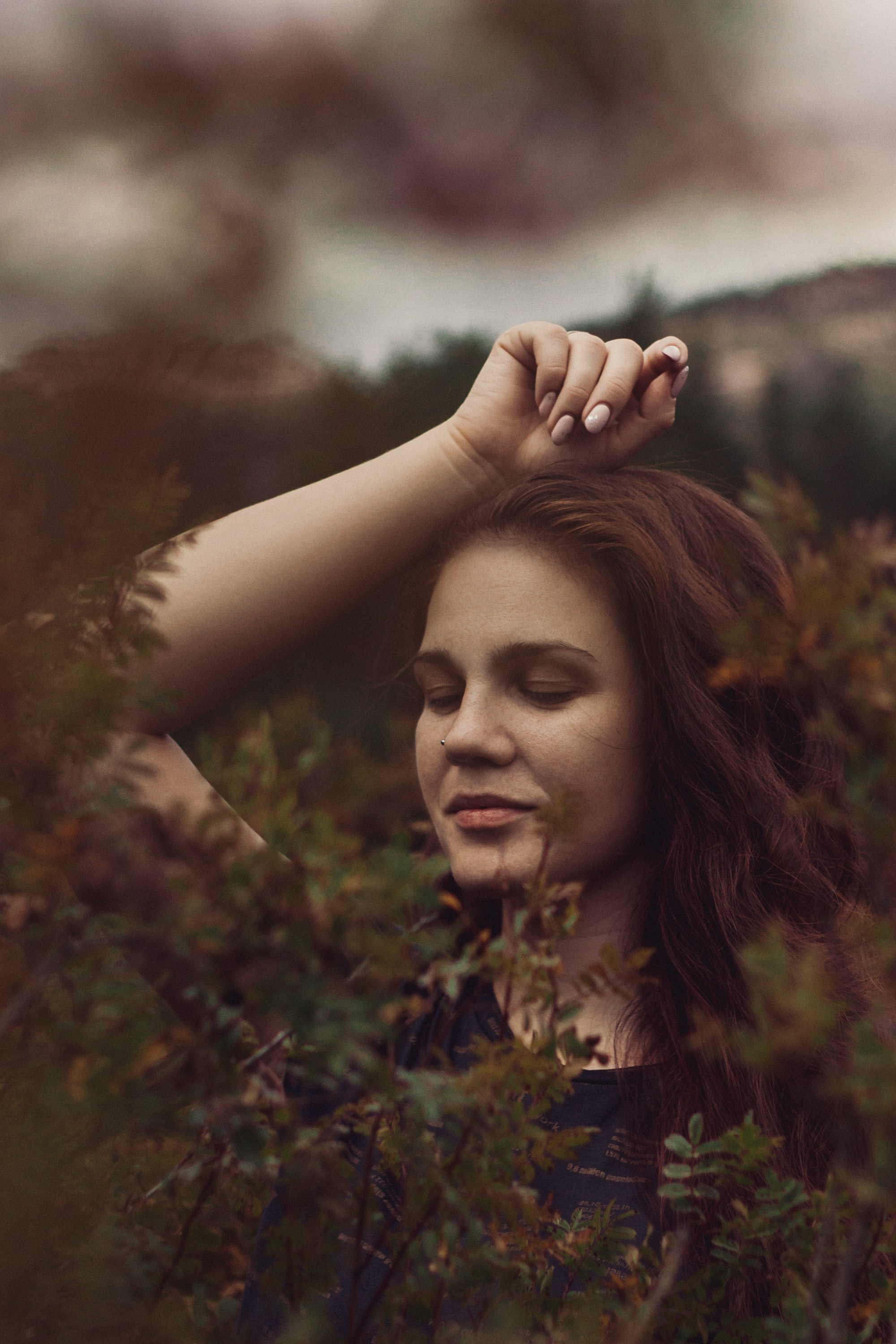 Саша во мхах / Каркаралинск. Фотограф Наталья Гончарова. Снимаю живые портреты в Алматы