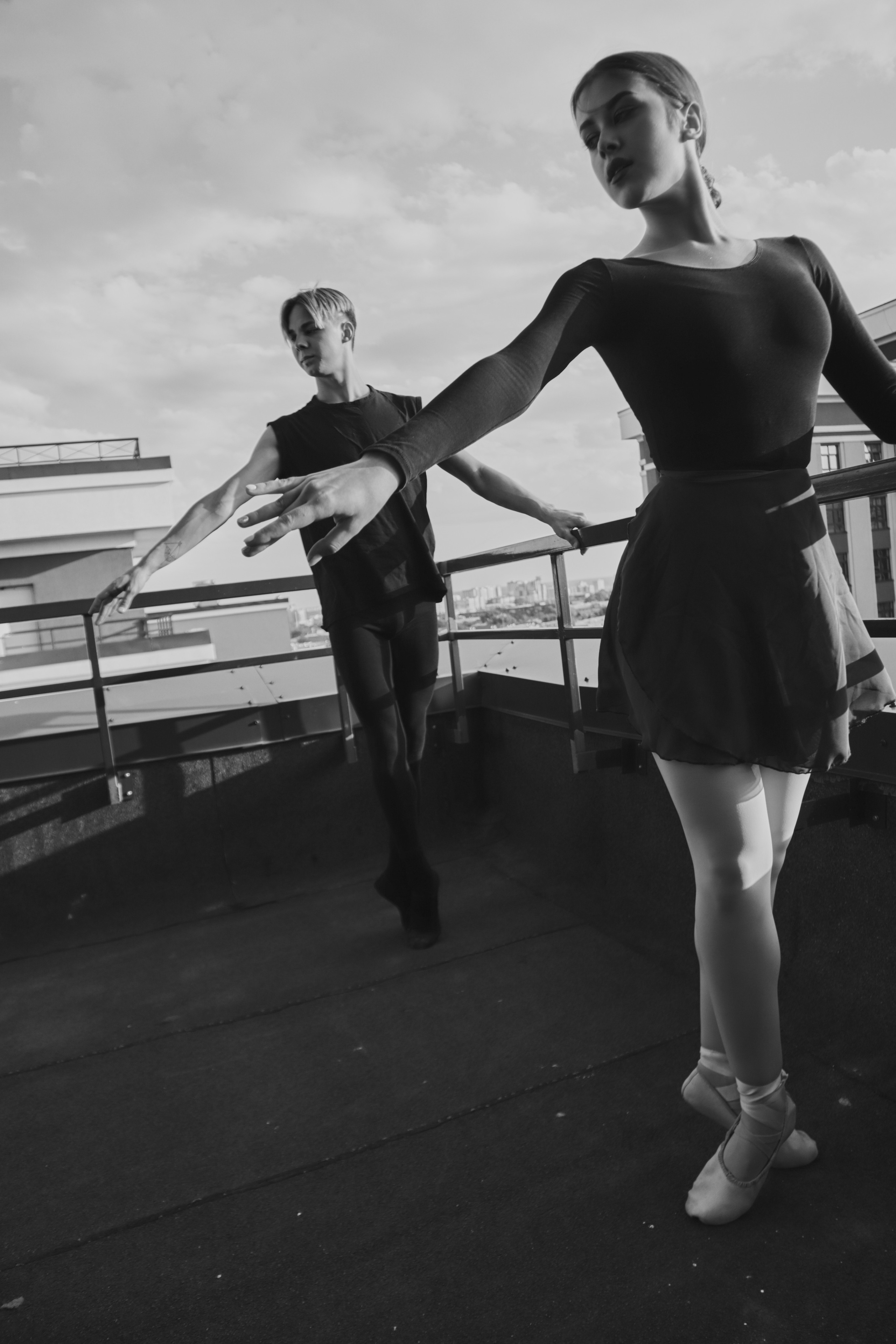 черно-белая танцевальная фотография