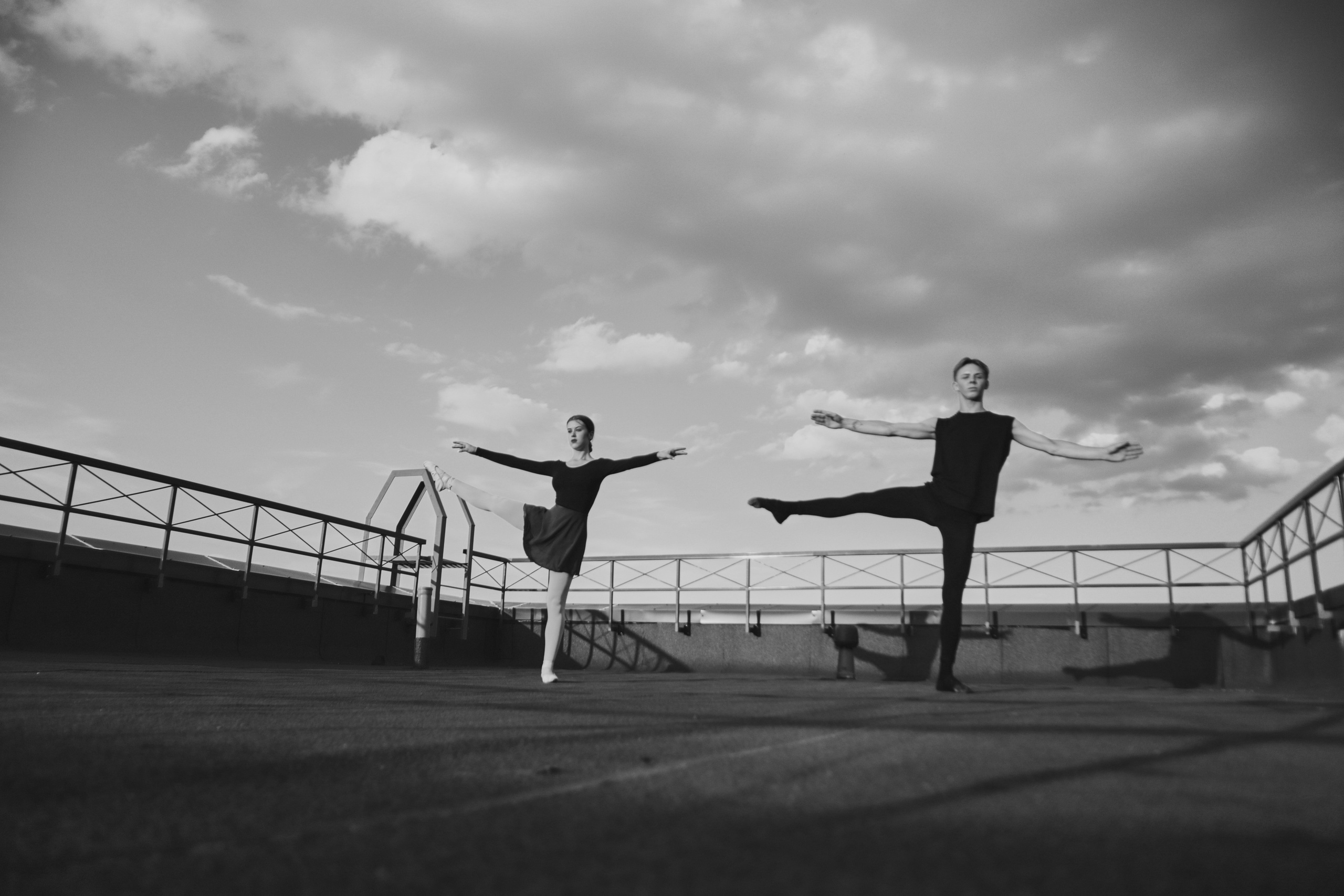 парные танцы балет чб