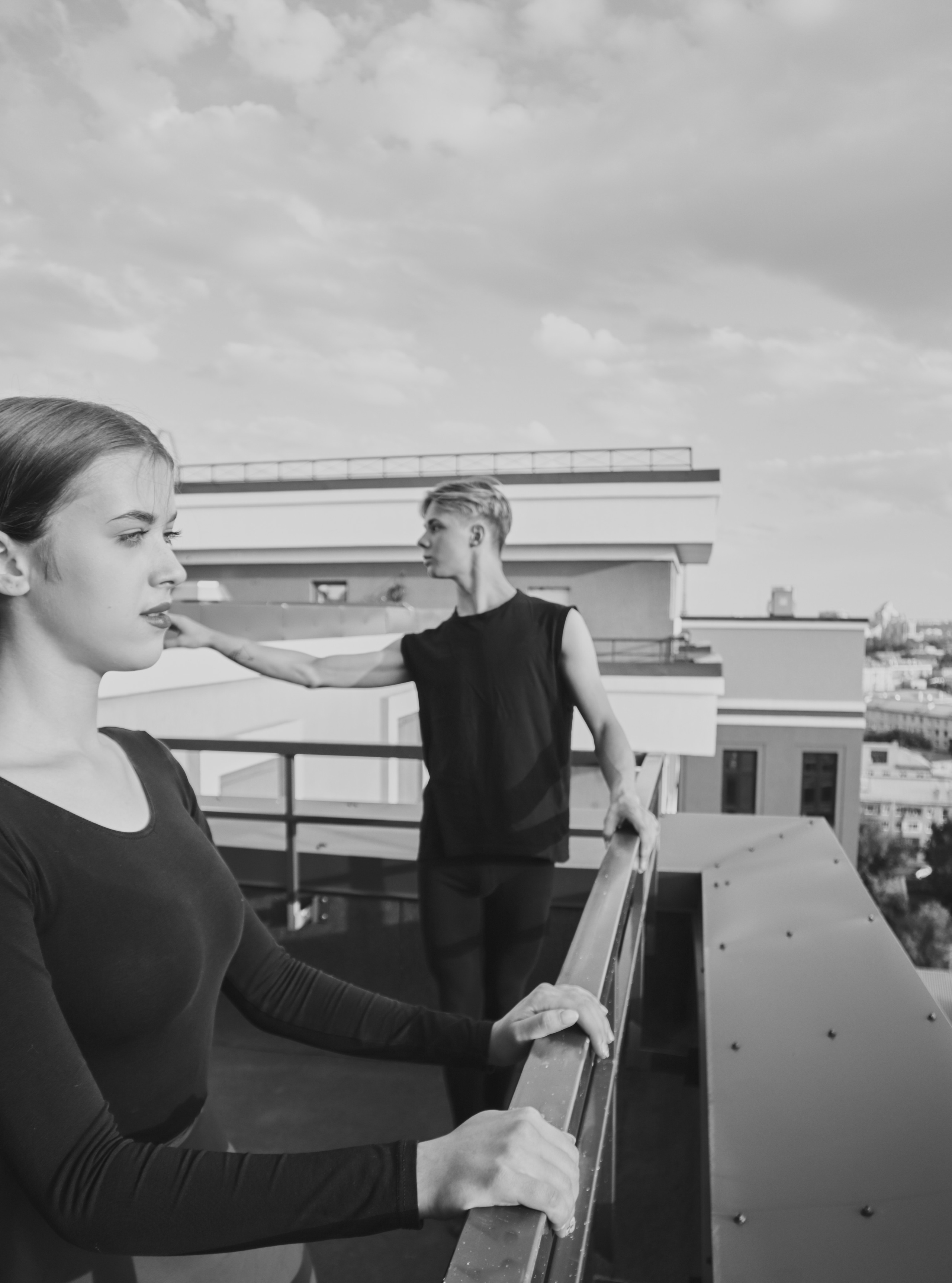 танцевальное фото на крыше