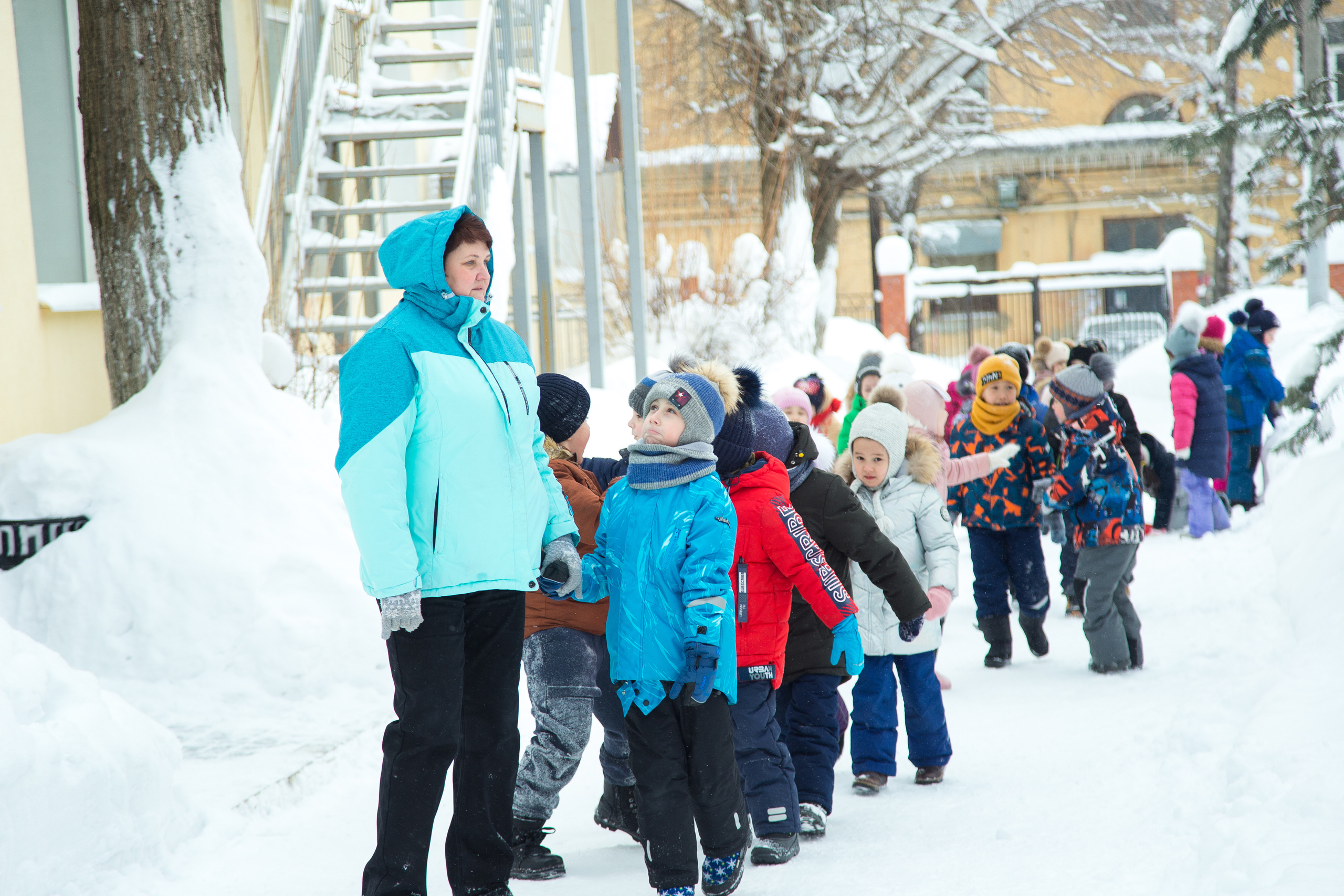 Зимняя прогулка в саду