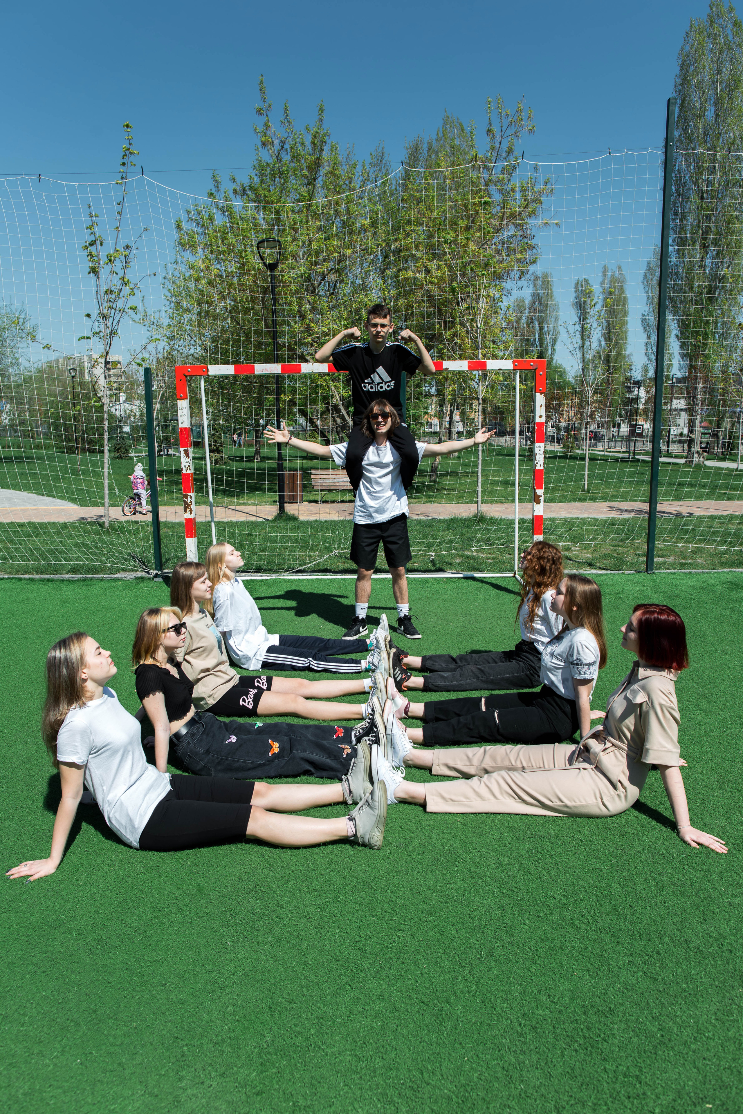 Фотосессия на выпускной альбом 11 класс Саратов. Выпускные альбомы Саратов Энгельс фотограф Титова Ирина