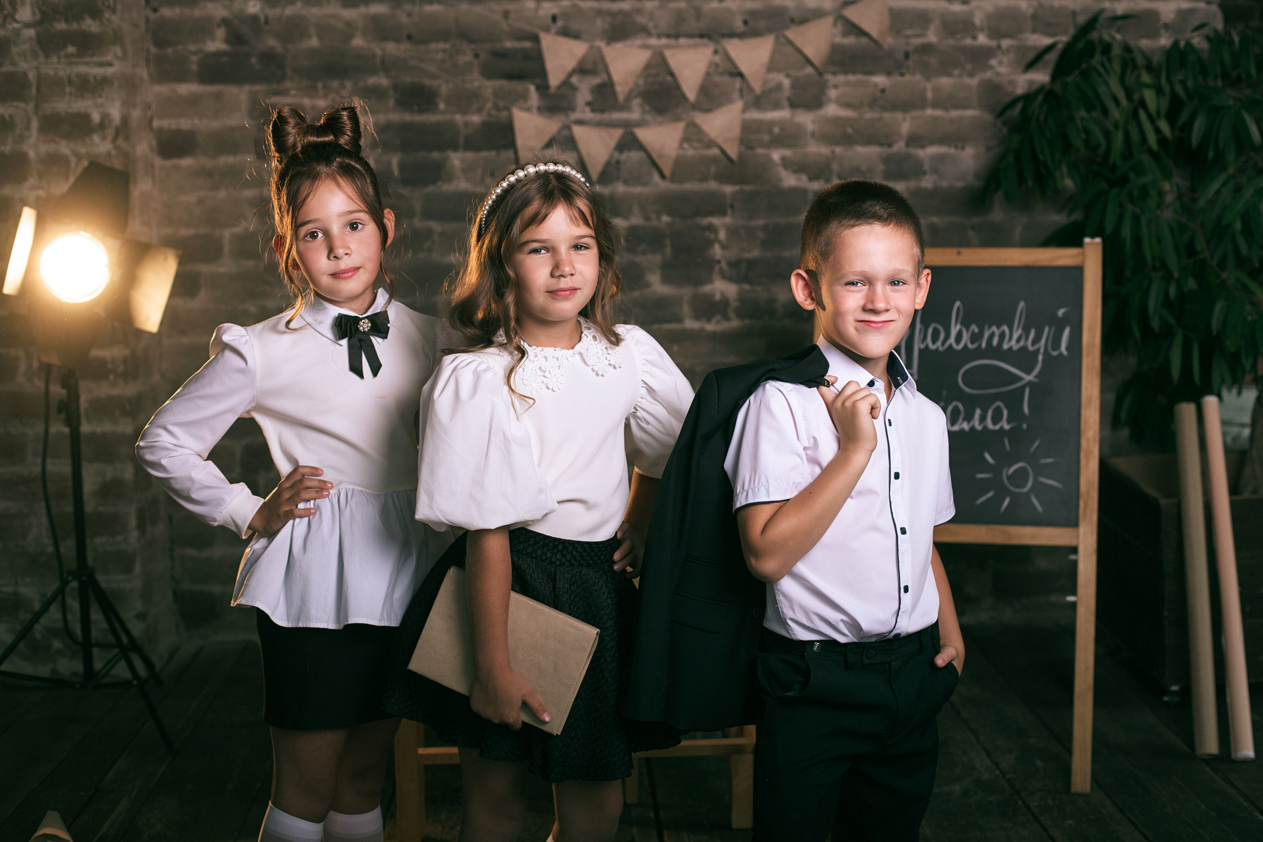 Фотопроект «Здравствуй школа!». Выпускные альбомы Саратов Энгельс фотограф Титова Ирина