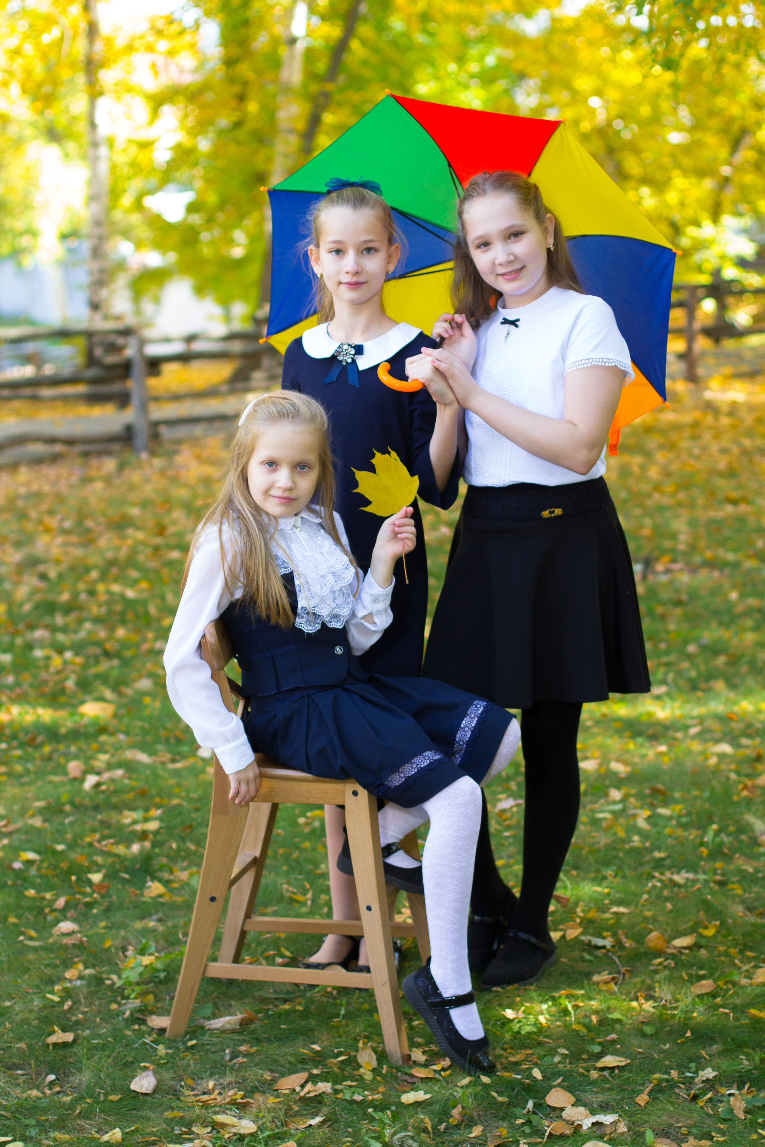 Выпускные альбомы 4класс. Выпускные альбомы Саратов Энгельс фотограф Титова Ирина