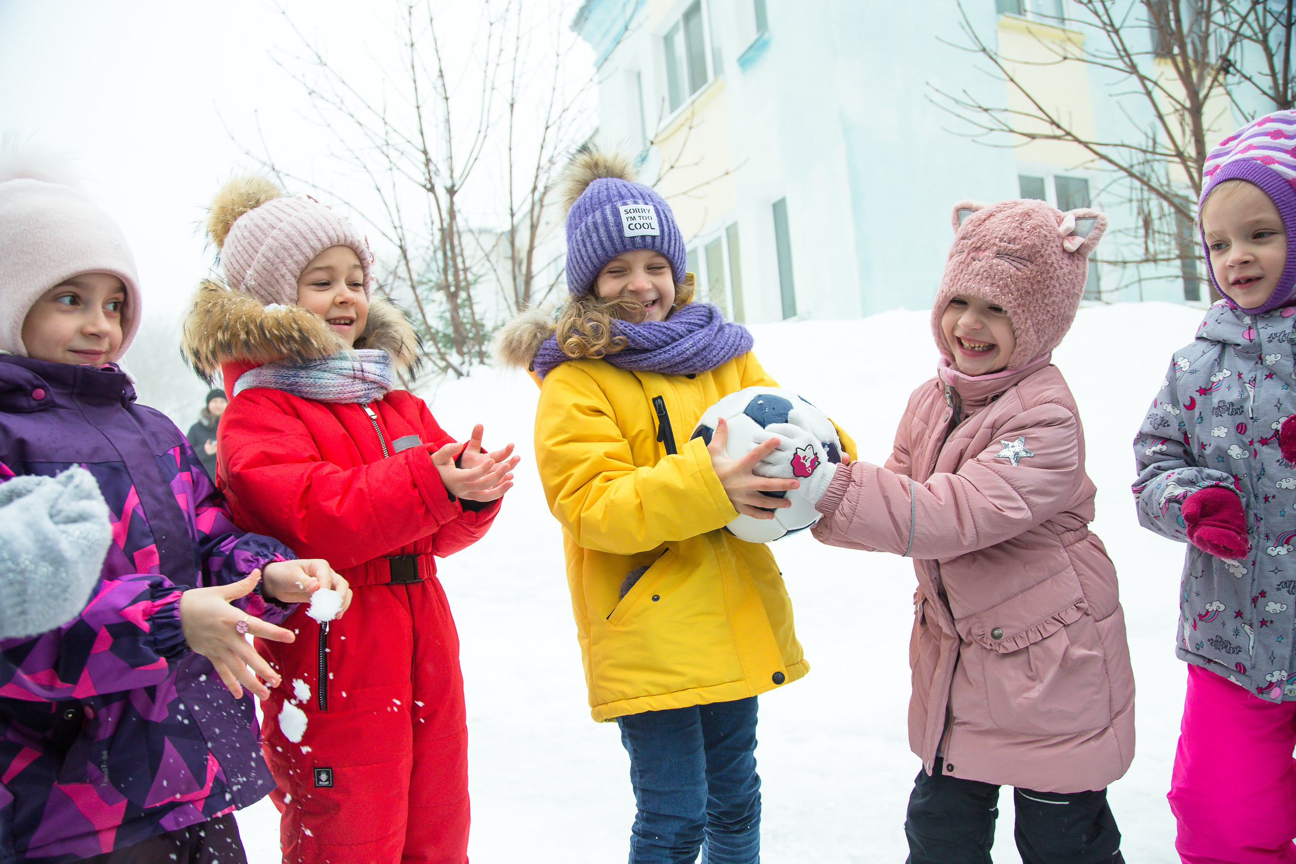 Игры зимой на свежем воздухе